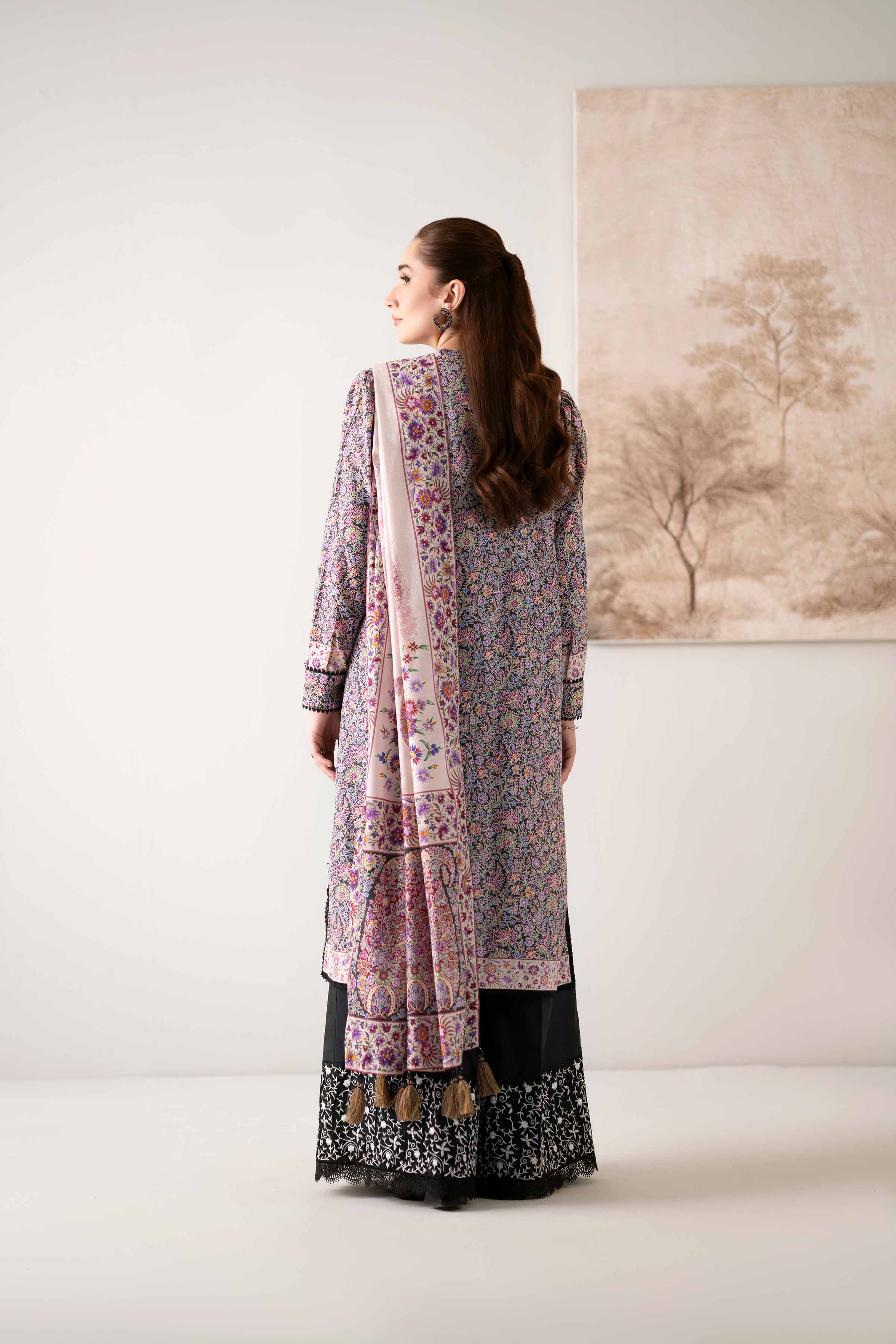 NISHATUAE - Multi Embroidered Jacquard 3-piece Unstitched Suit