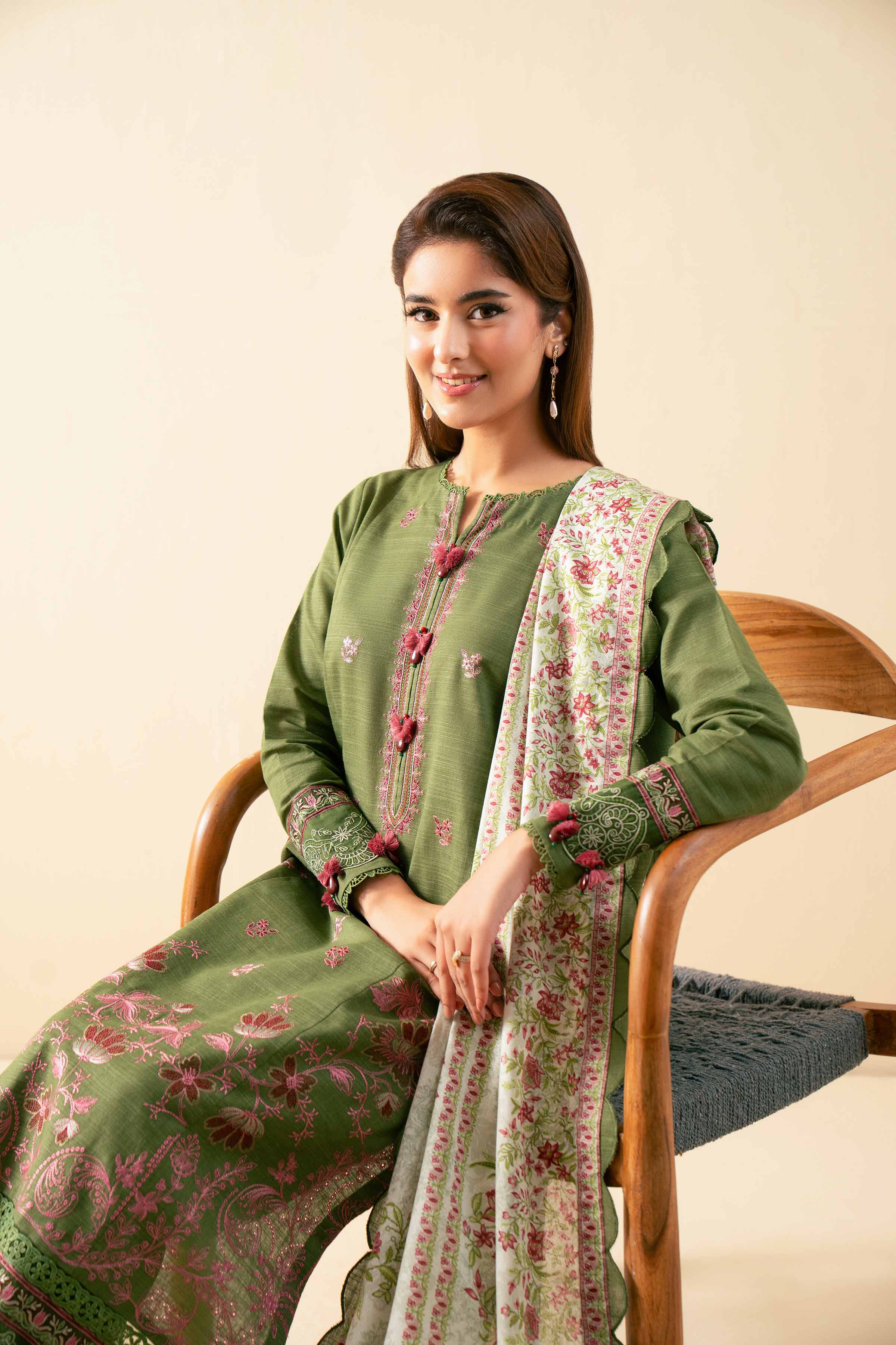 NISHATUAE - Green Embroidered Khaddar 3-piece Unstitched Suit