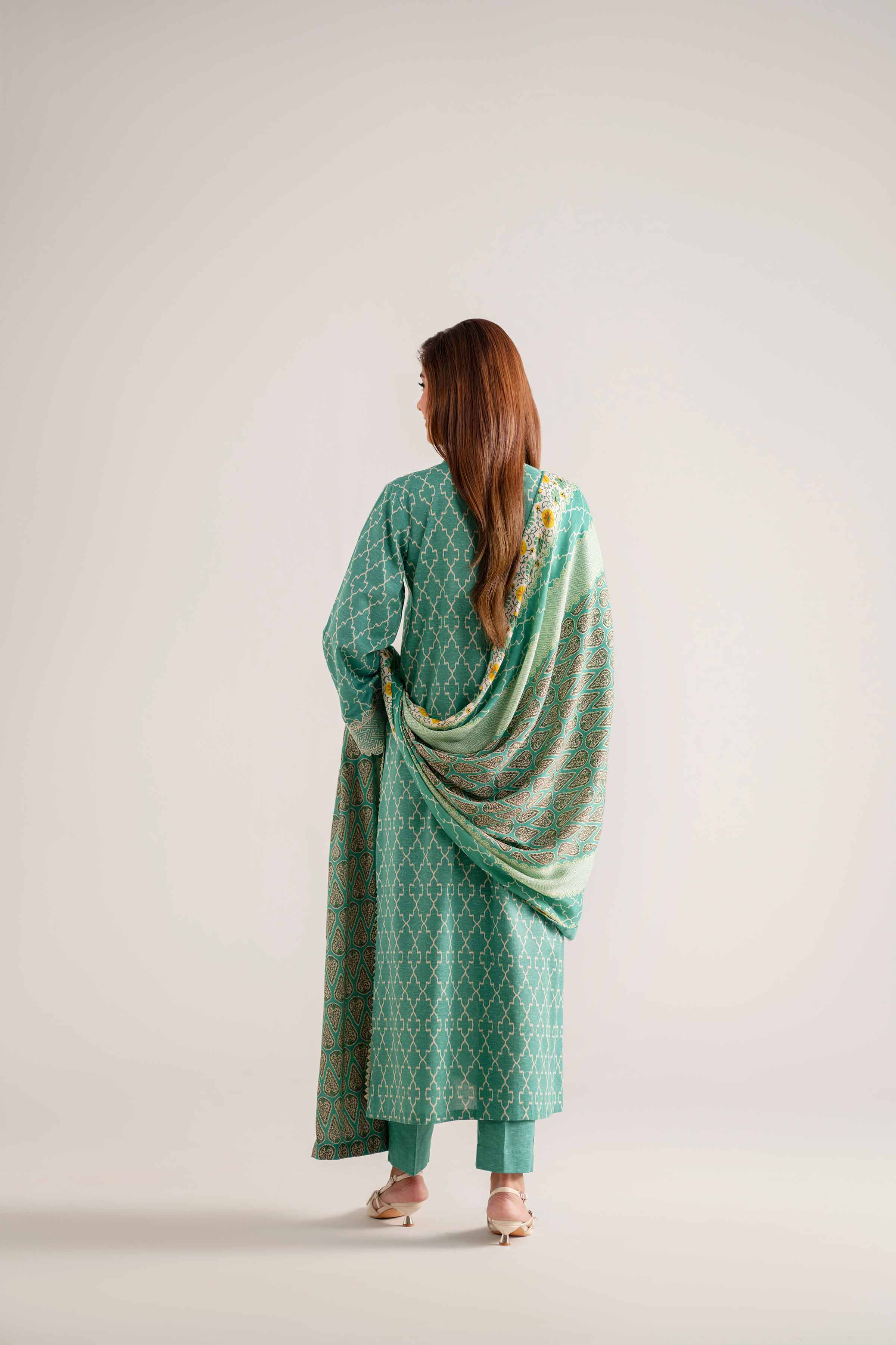 NISHATUAE - Green Embroidered Karandi 3-piece Unstitched Suit