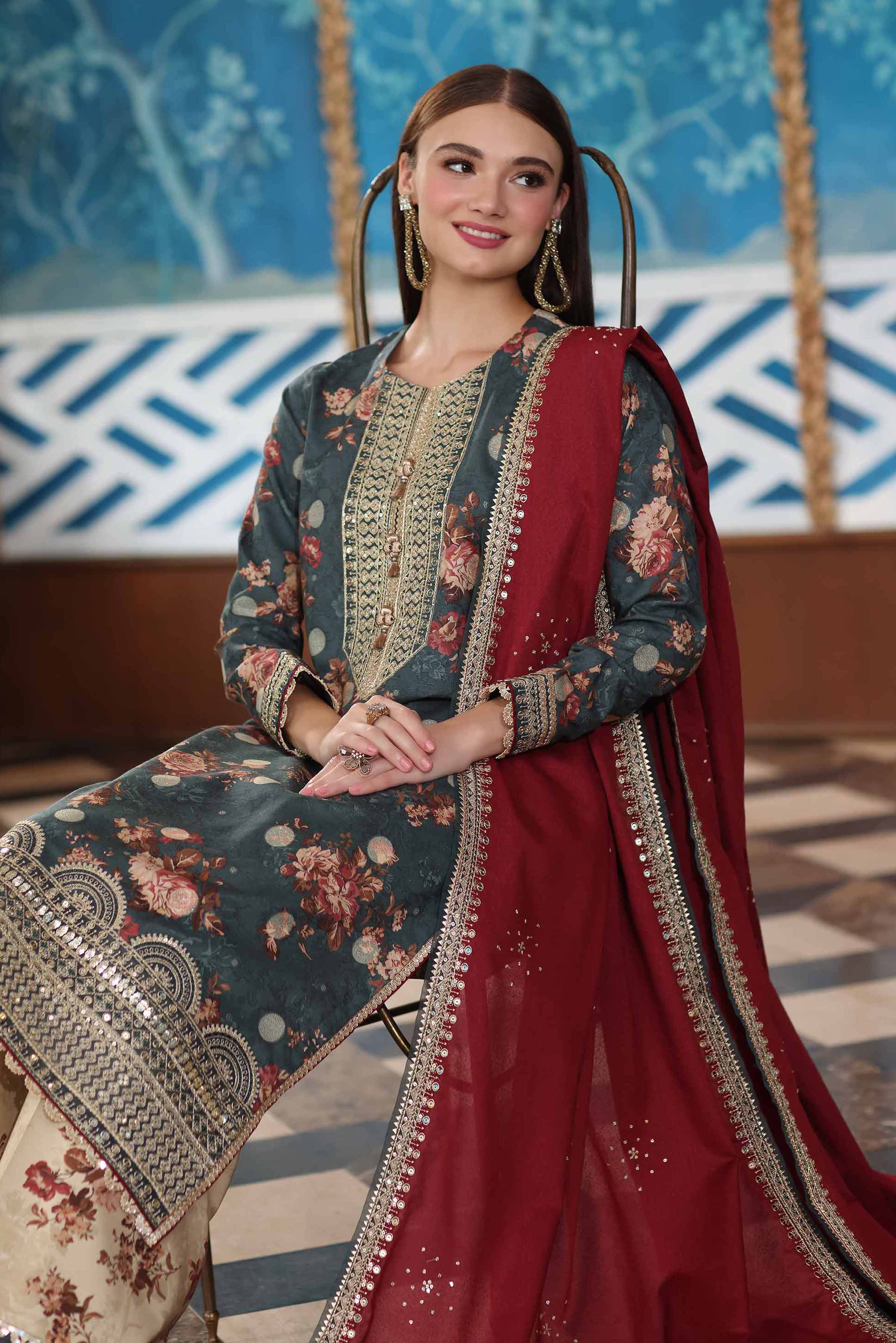 NISHATUAE - Green Embroidered Karandi 3-piece Unstitched Suit