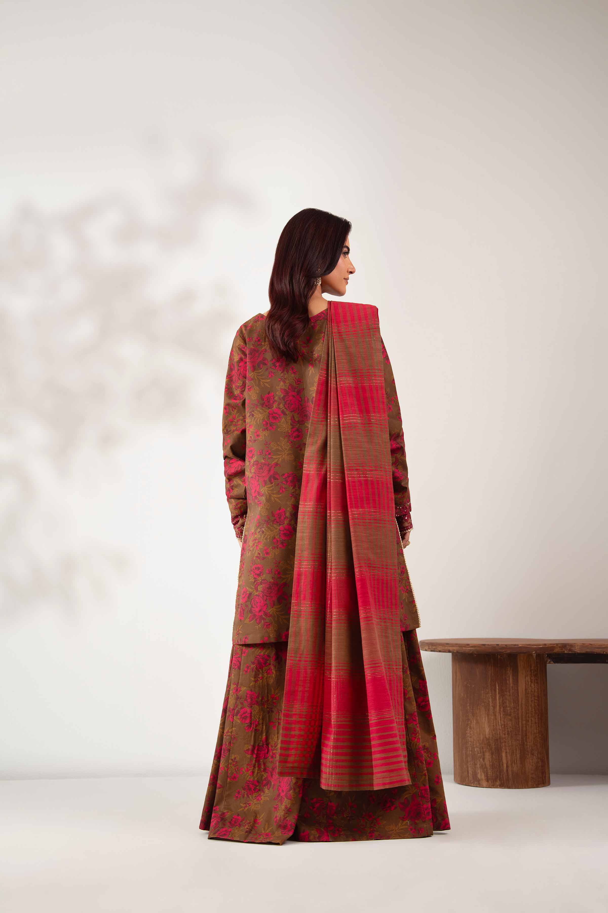 NISHATUAE - Fuchsia Embroidered Cotton 3-piece Unstitched Suit