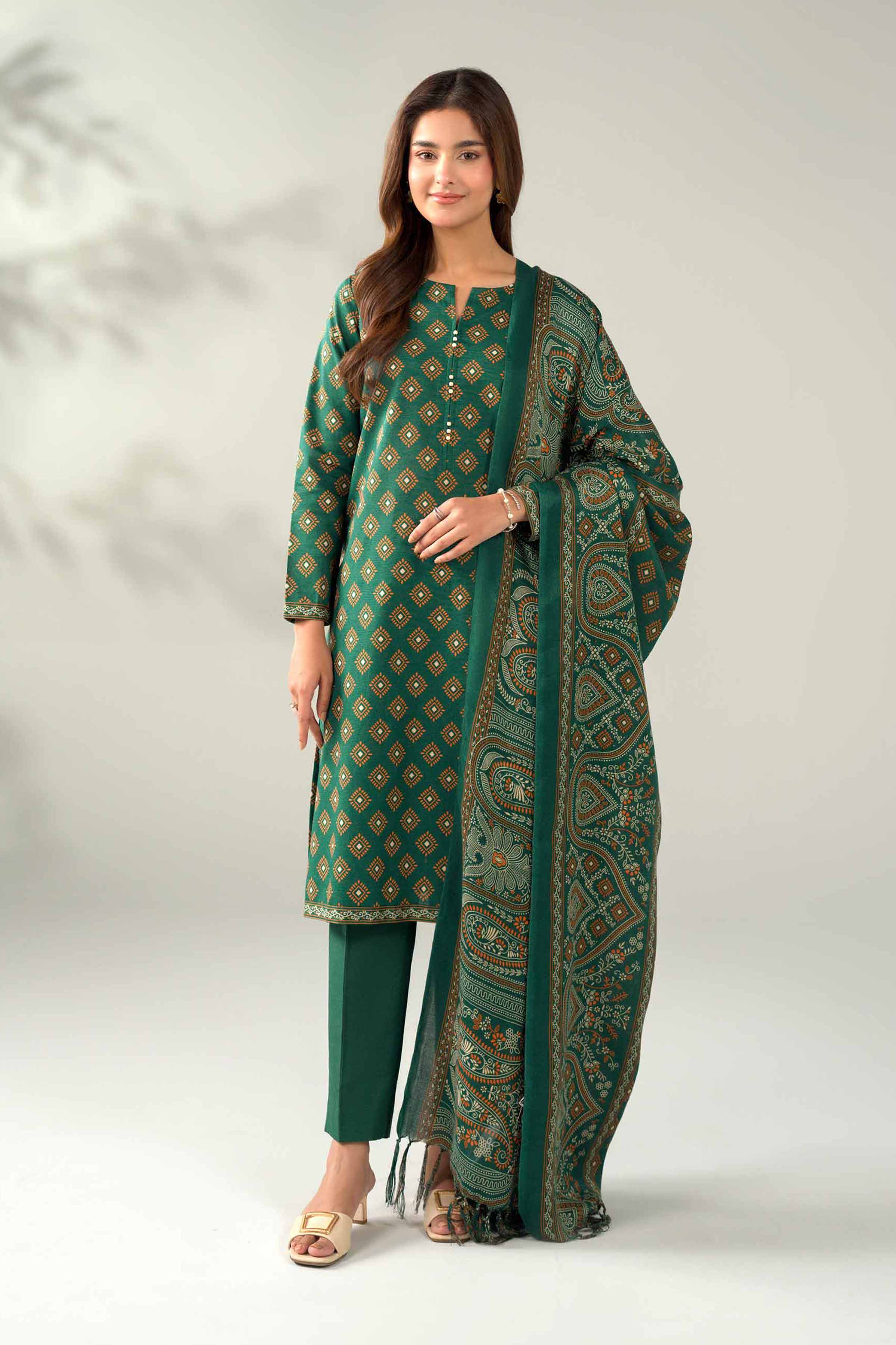 NISHATUAE - Green Embroidered Khaddar 3-piece Unstitched Suit