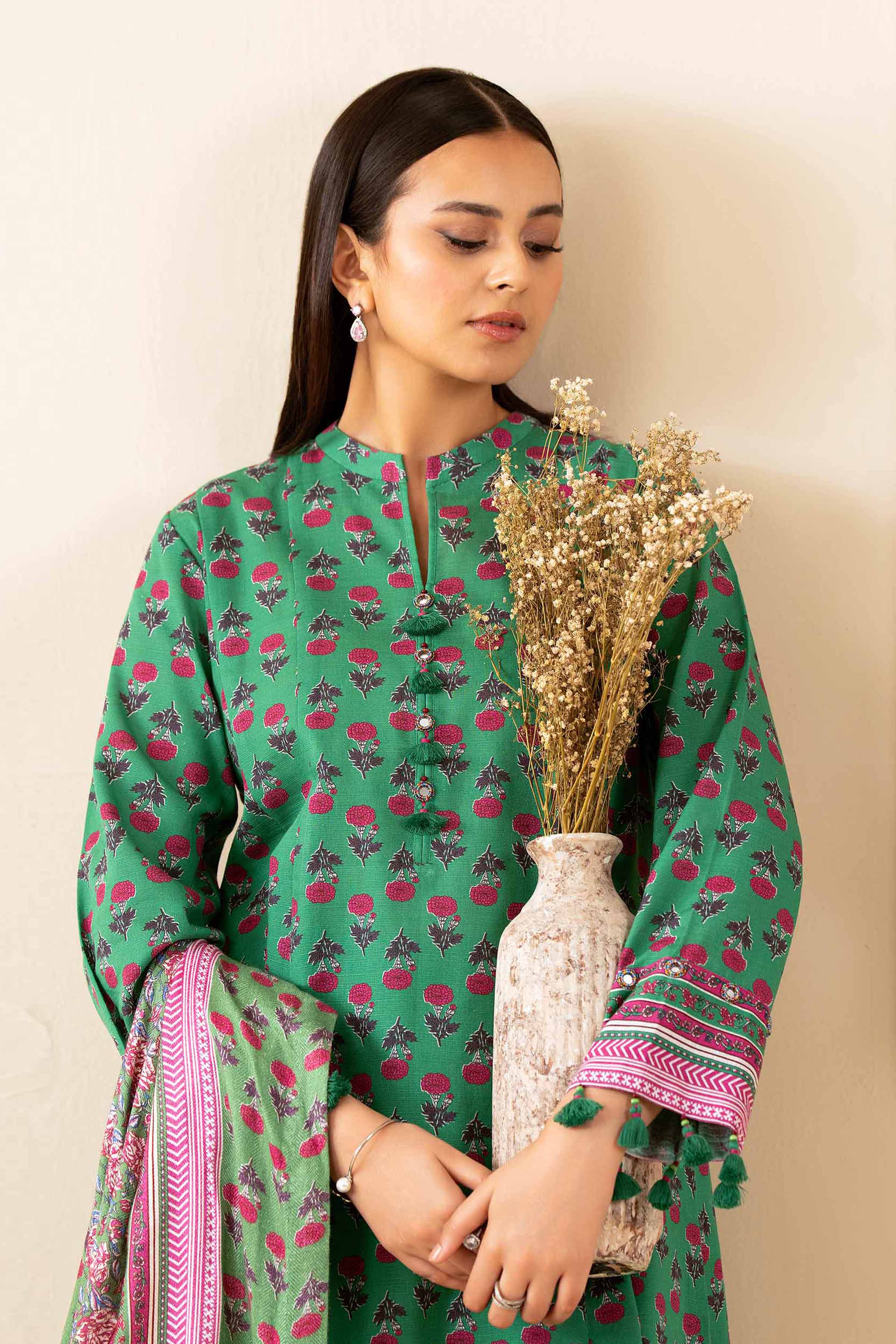 NISHATUAE - Green Printed Khaddar 3-piece Unstitched Suit