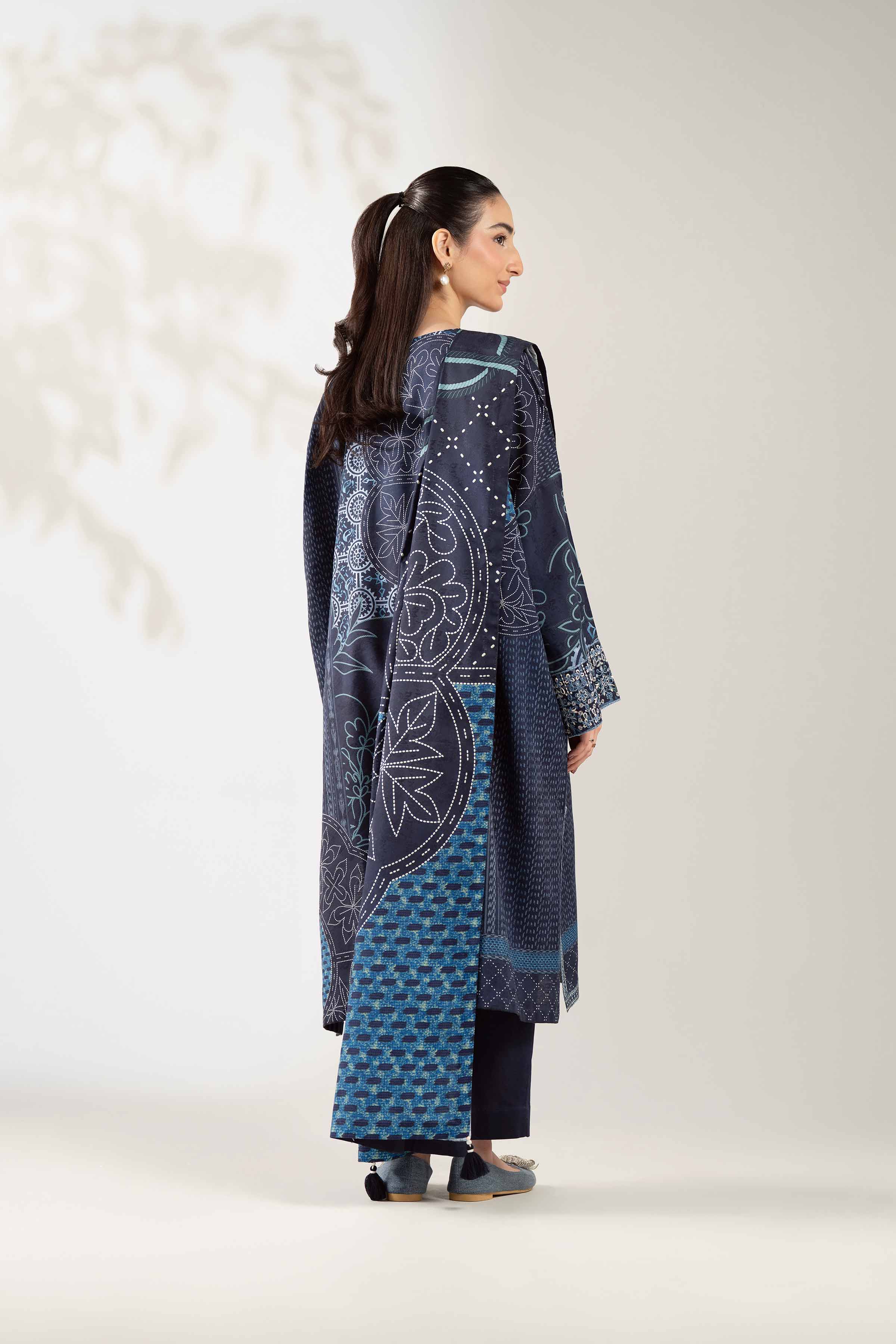 NISHATUAE - Blue Embroidered Jacquard 3-piece Unstitched Suit