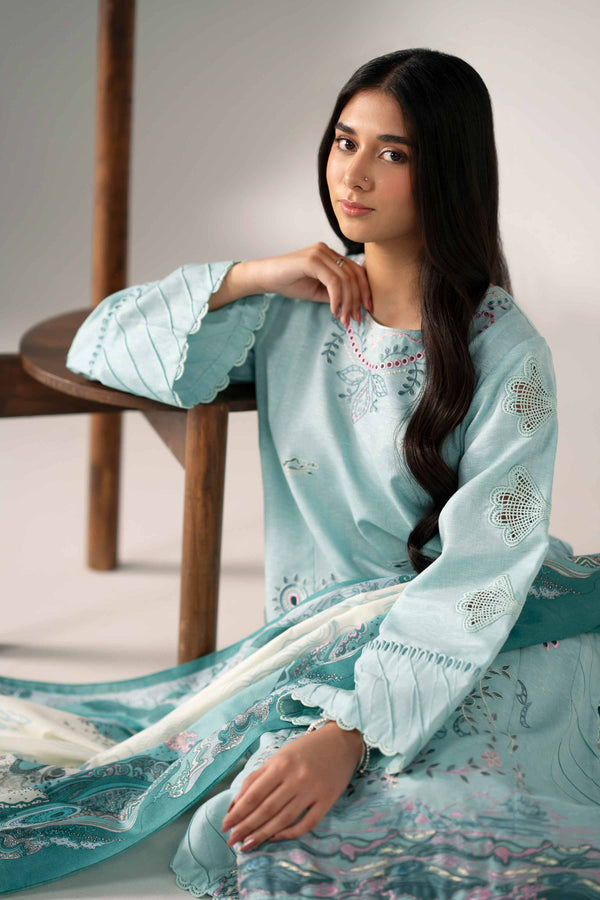 NISHATUAE - Green Embroidered Karandi 3-piece Unstitched Suit