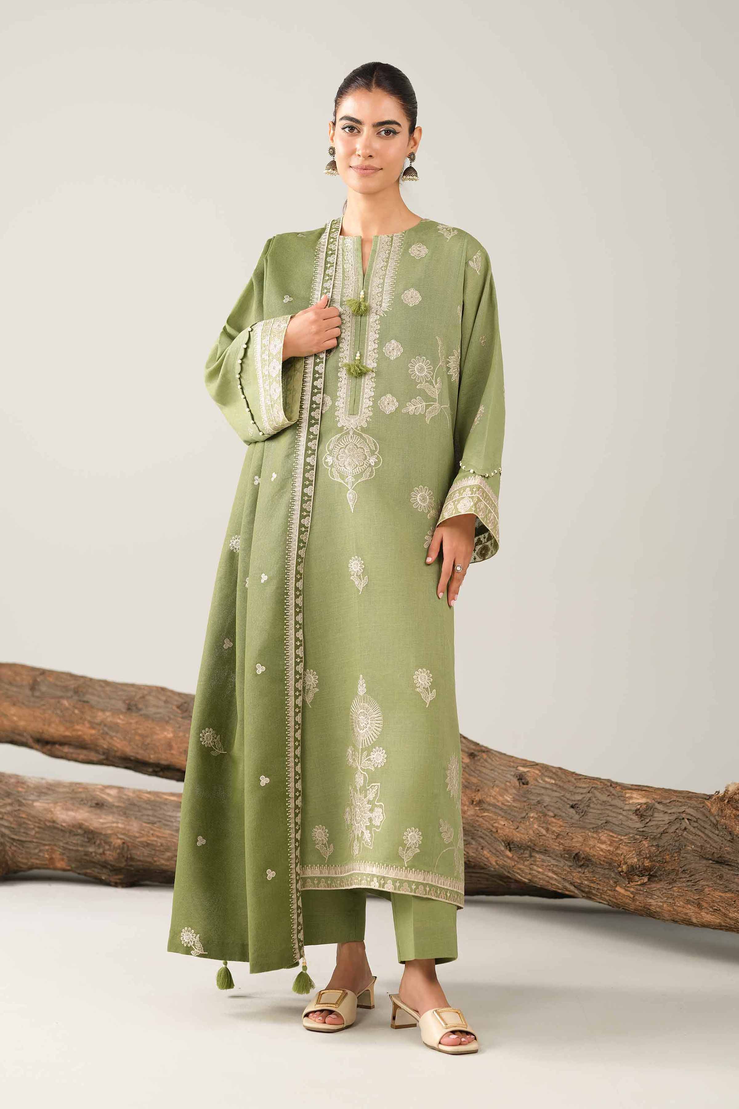 NishatUAE - Green Embroidered Khaddar 3-piece Unstitched Suit