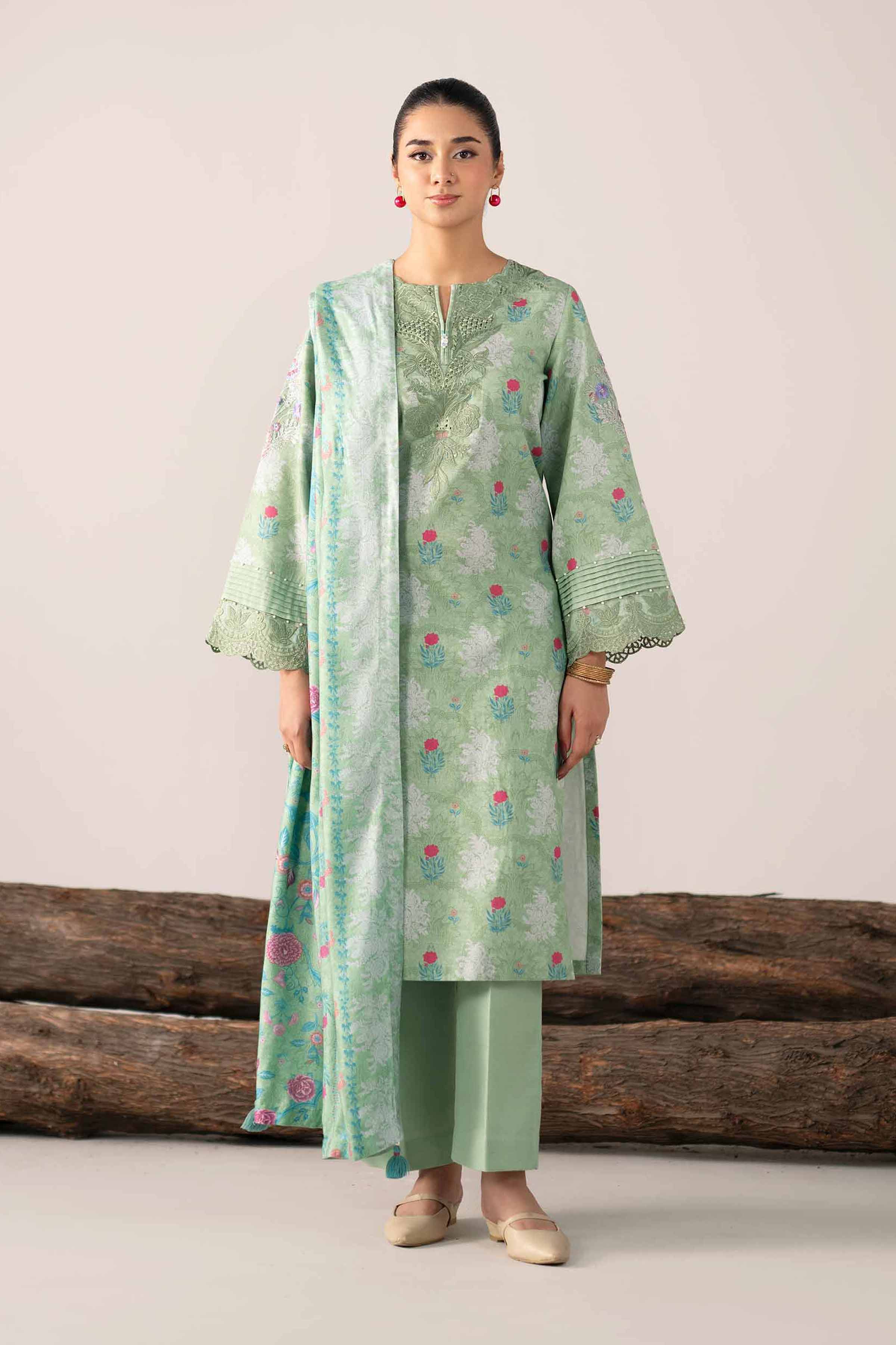 NishatUAE -  Green Embroidered Khaddar 3-piece Unstitched Suit
