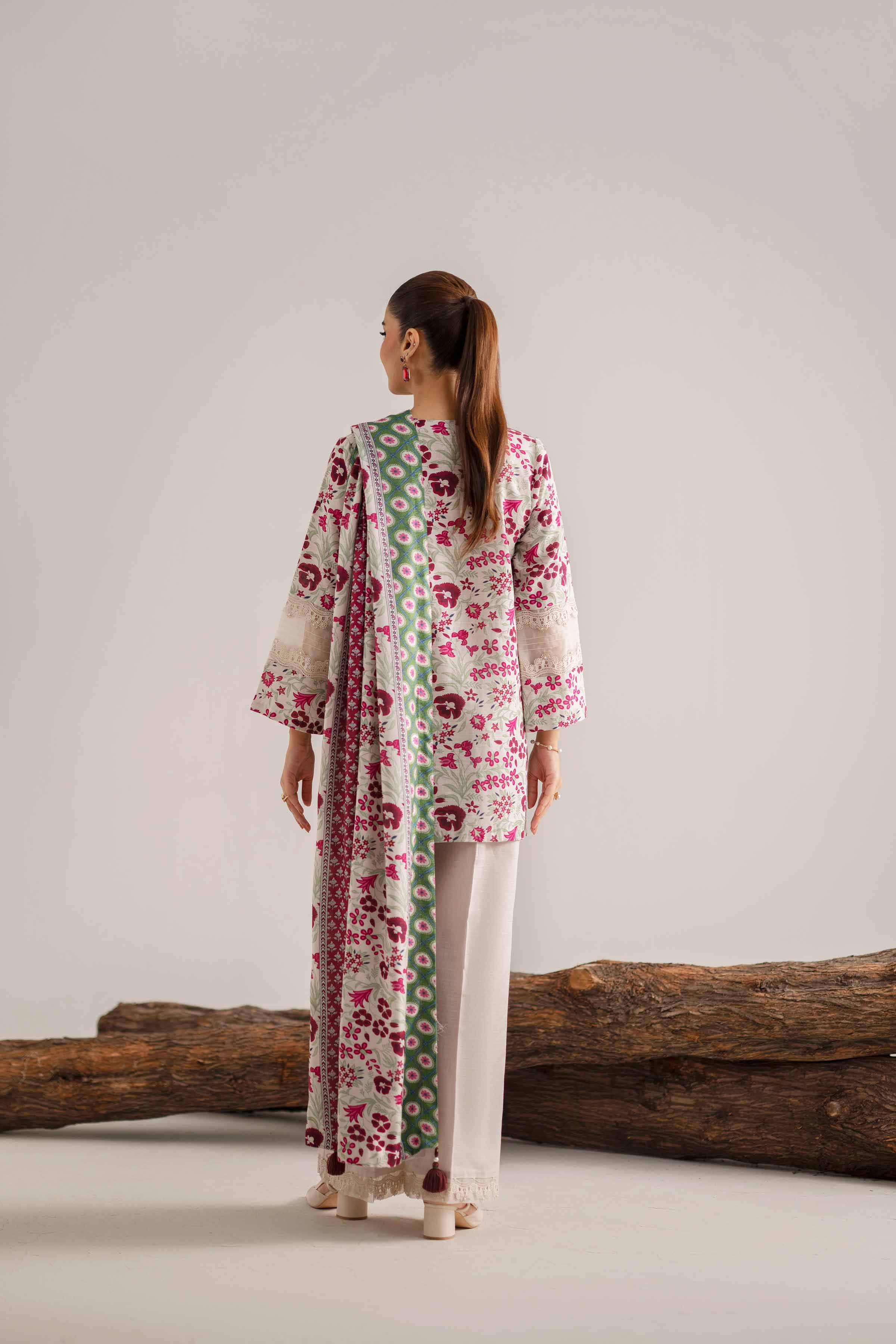 NISHATUAE - Light Beige & Magenta Printed Khaddar 3-piece Unstitched Suit