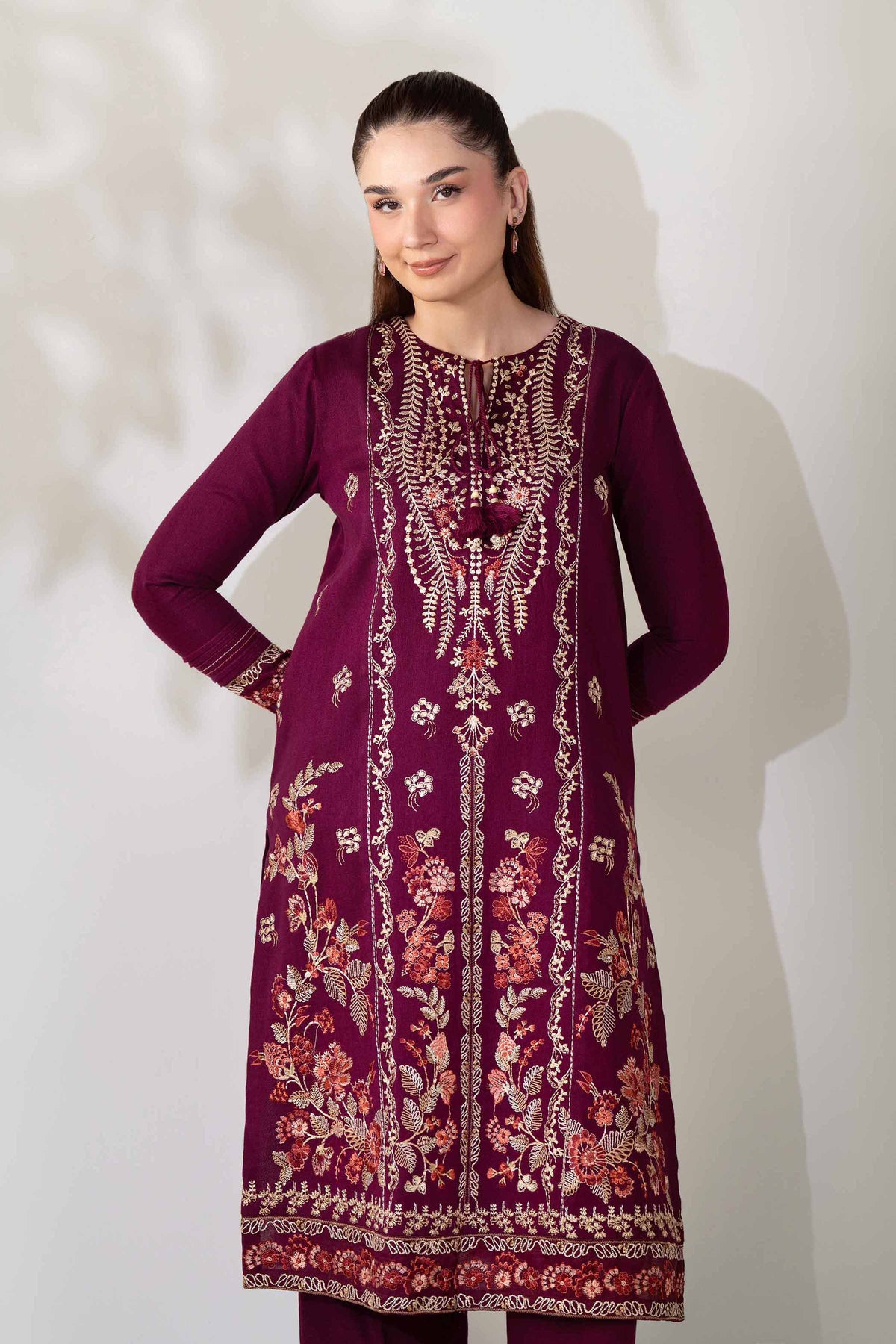 2 Piece - Embroidered Suit  - 42503636