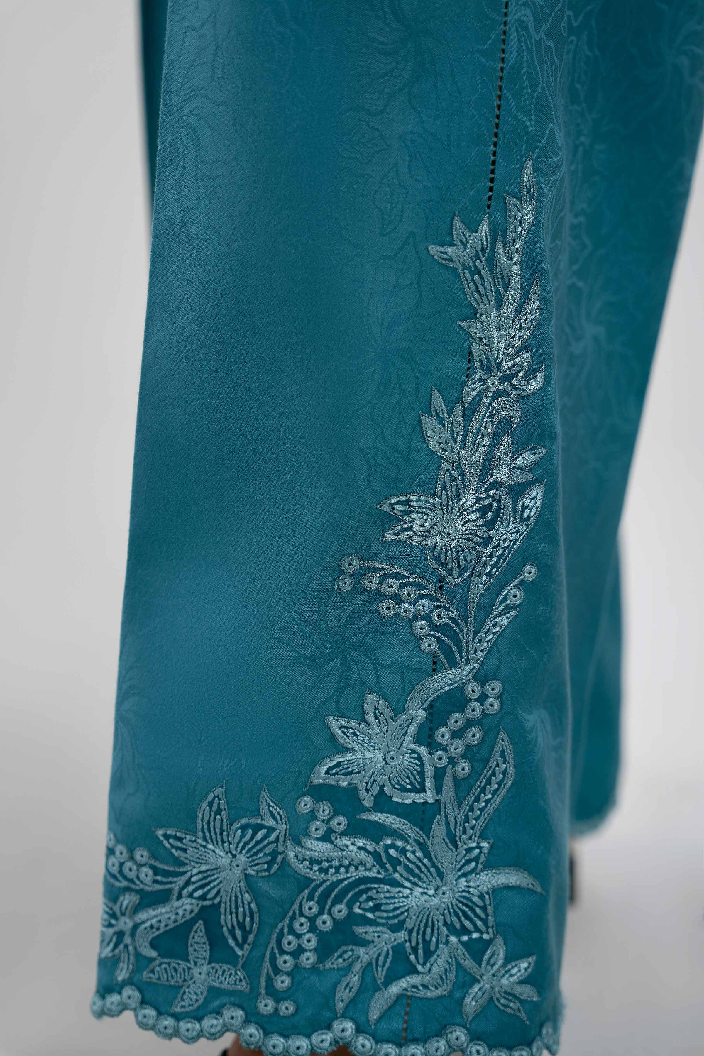 2 Piece - Embroidered Suit - 42503738 NishatUAE   2PC Embroidered Unstitched