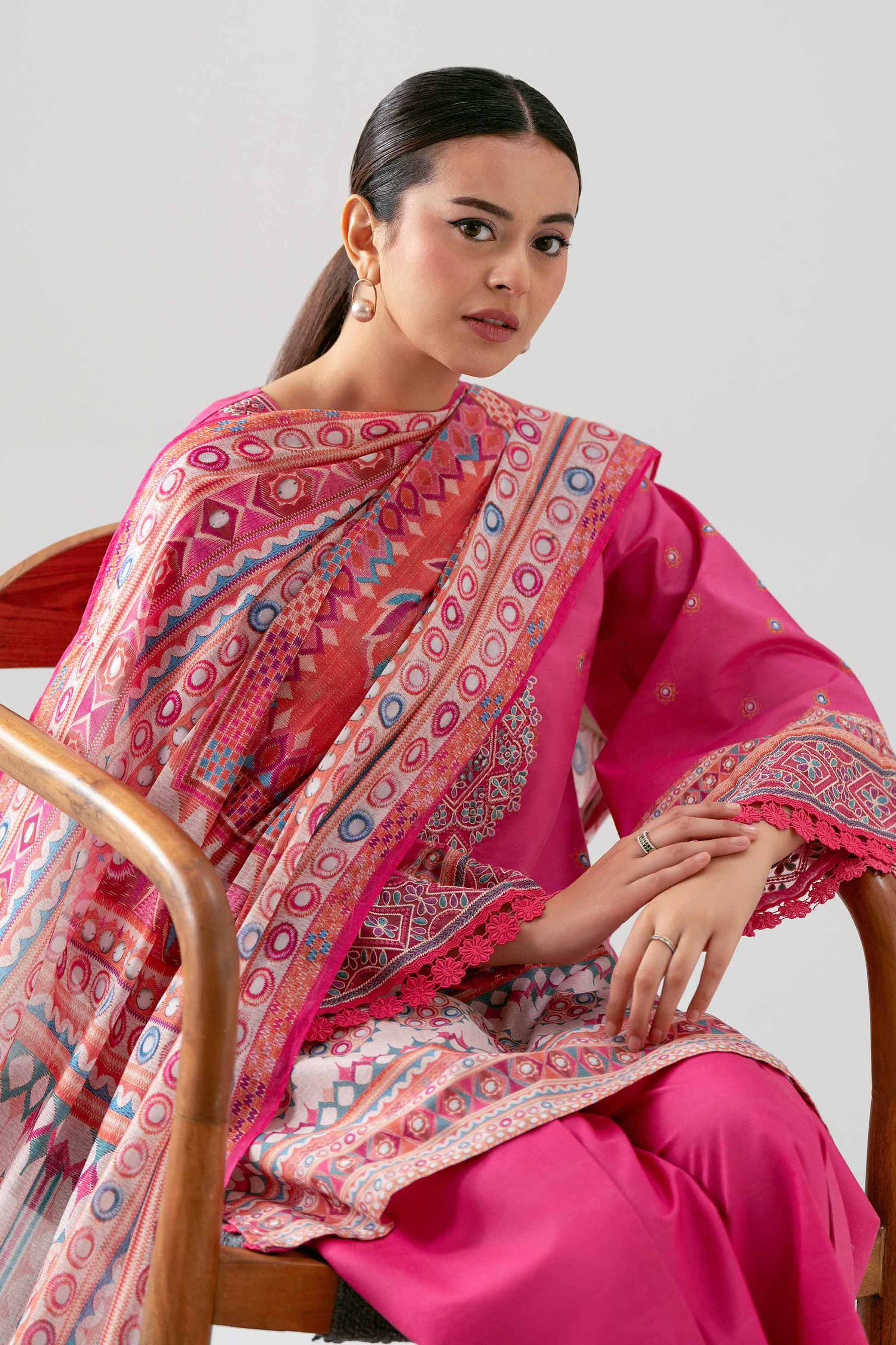 3 Piece - Digital Printed Embroidered Suit - 42601103 NishatUAE Pink Lawn 3PC Embroidered Unstitched