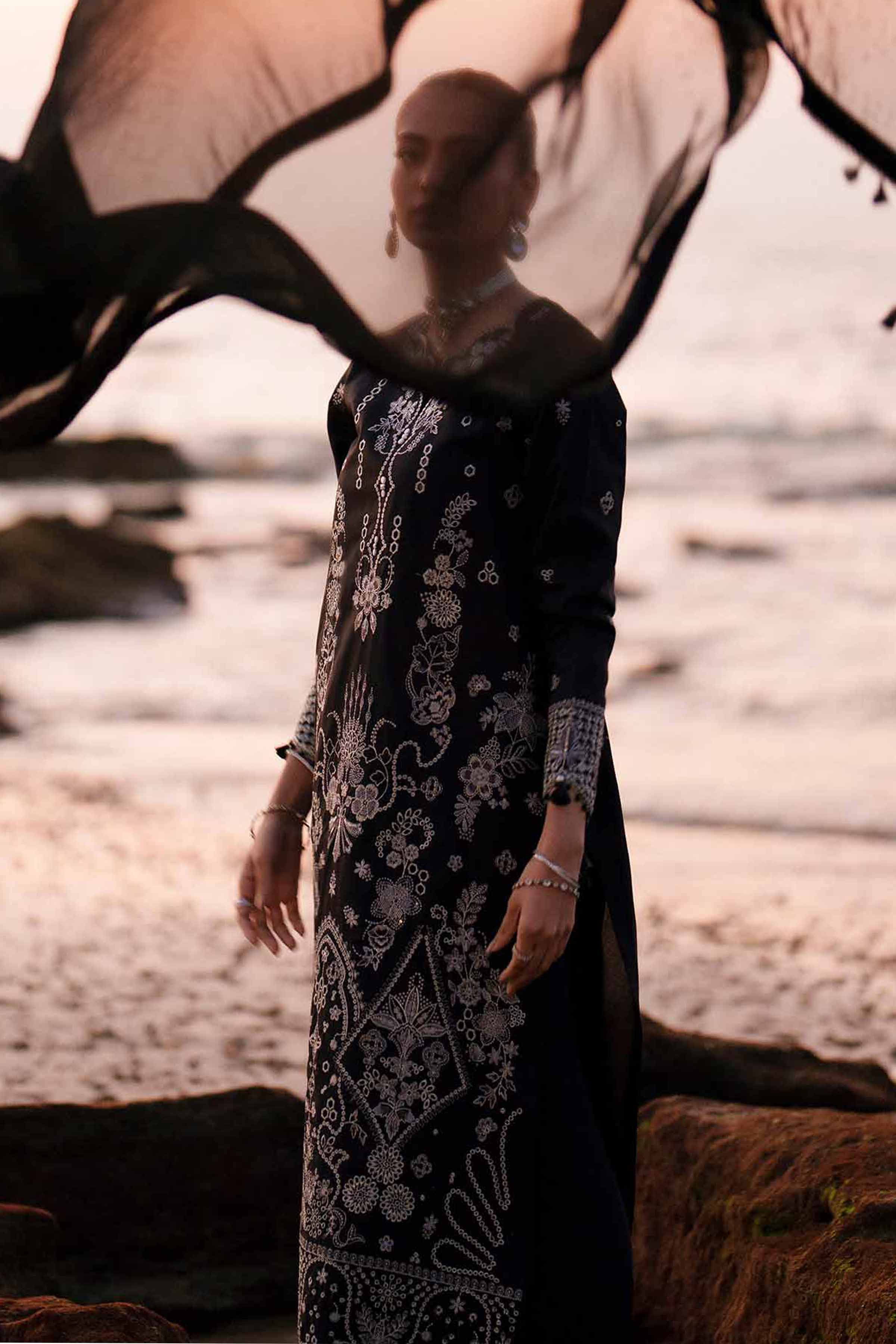 3 Piece - Embroidered Suit - 42601302