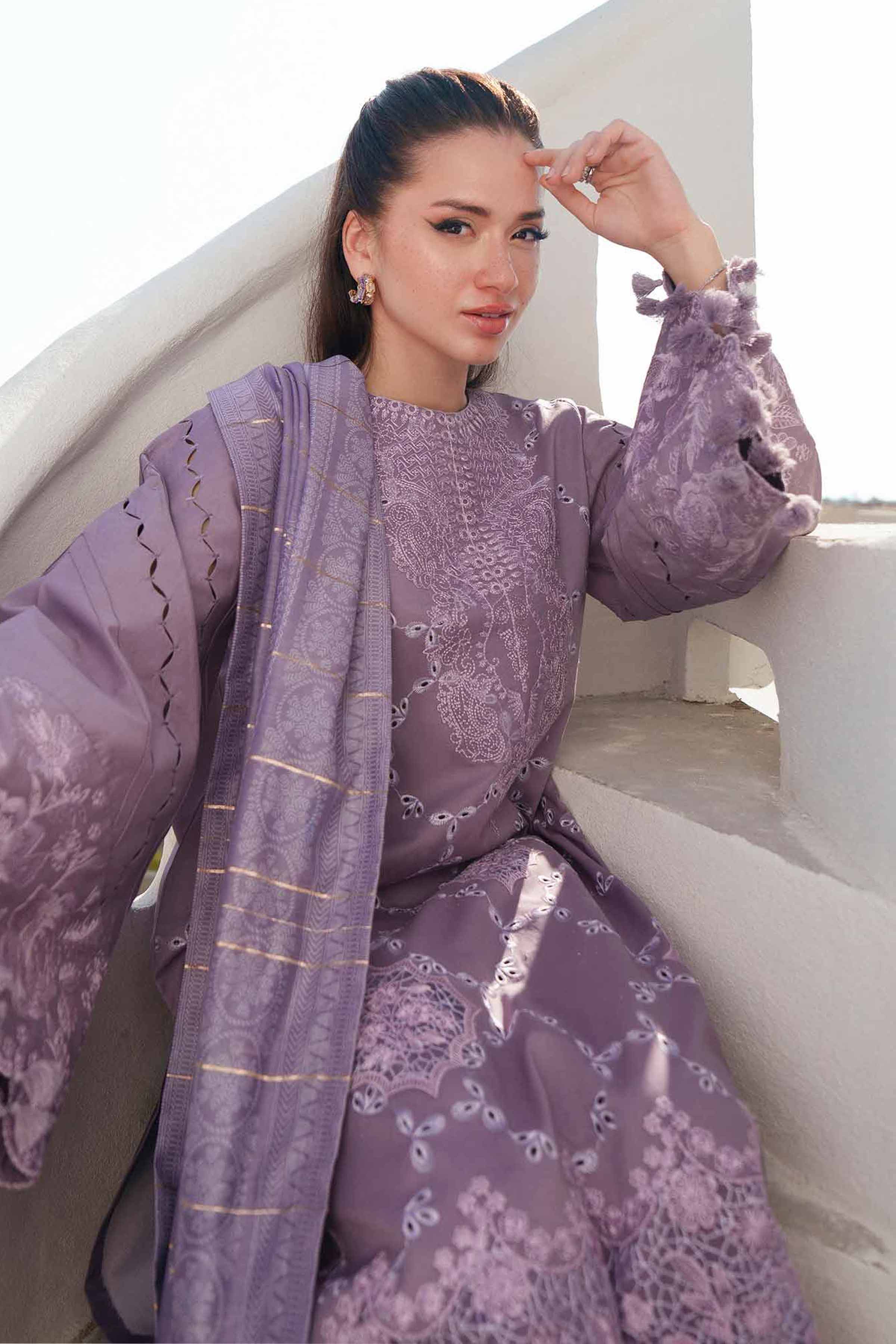 3 Piece - Embroidered Suit - 42601305