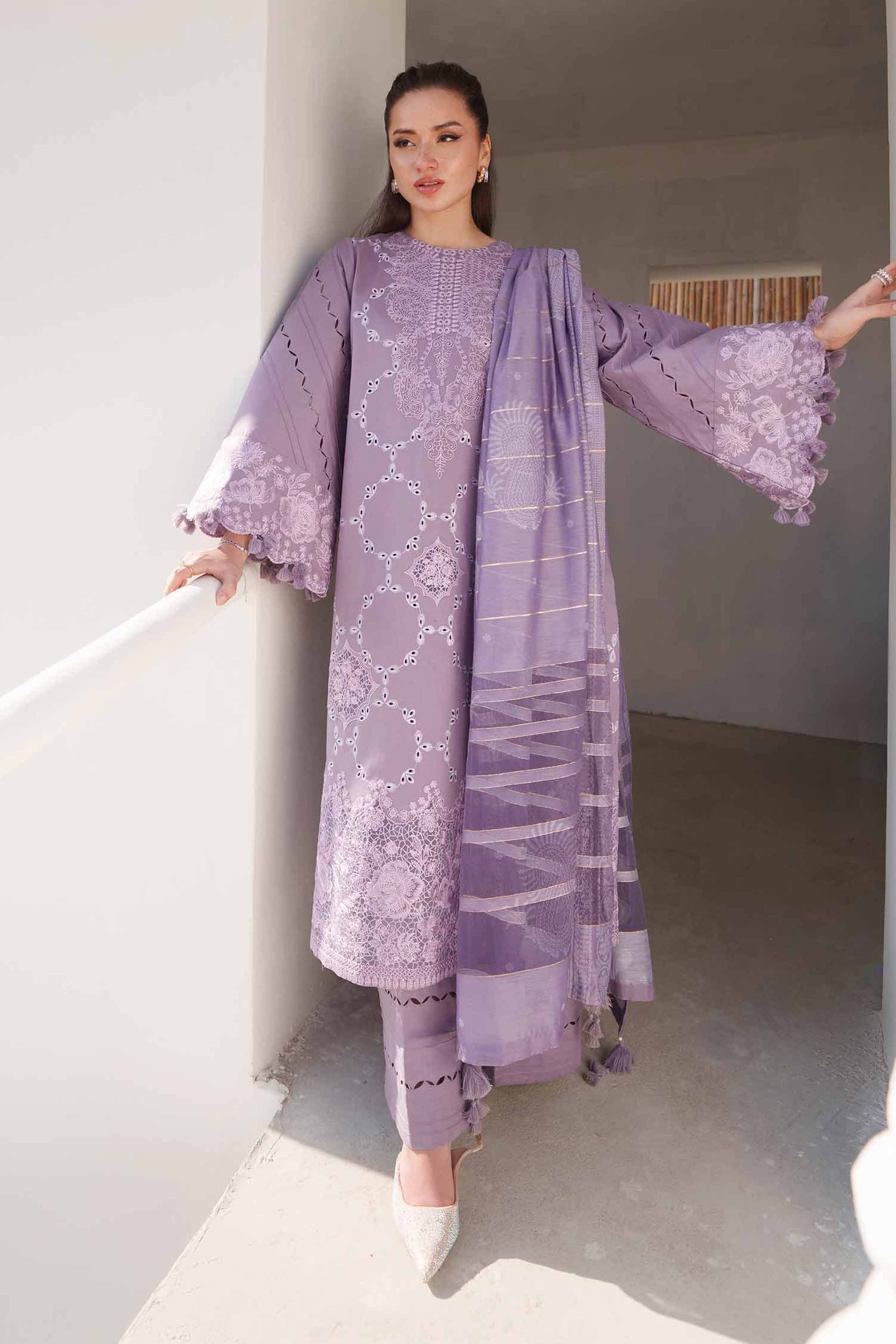 3 Piece - Embroidered Suit - 42601305