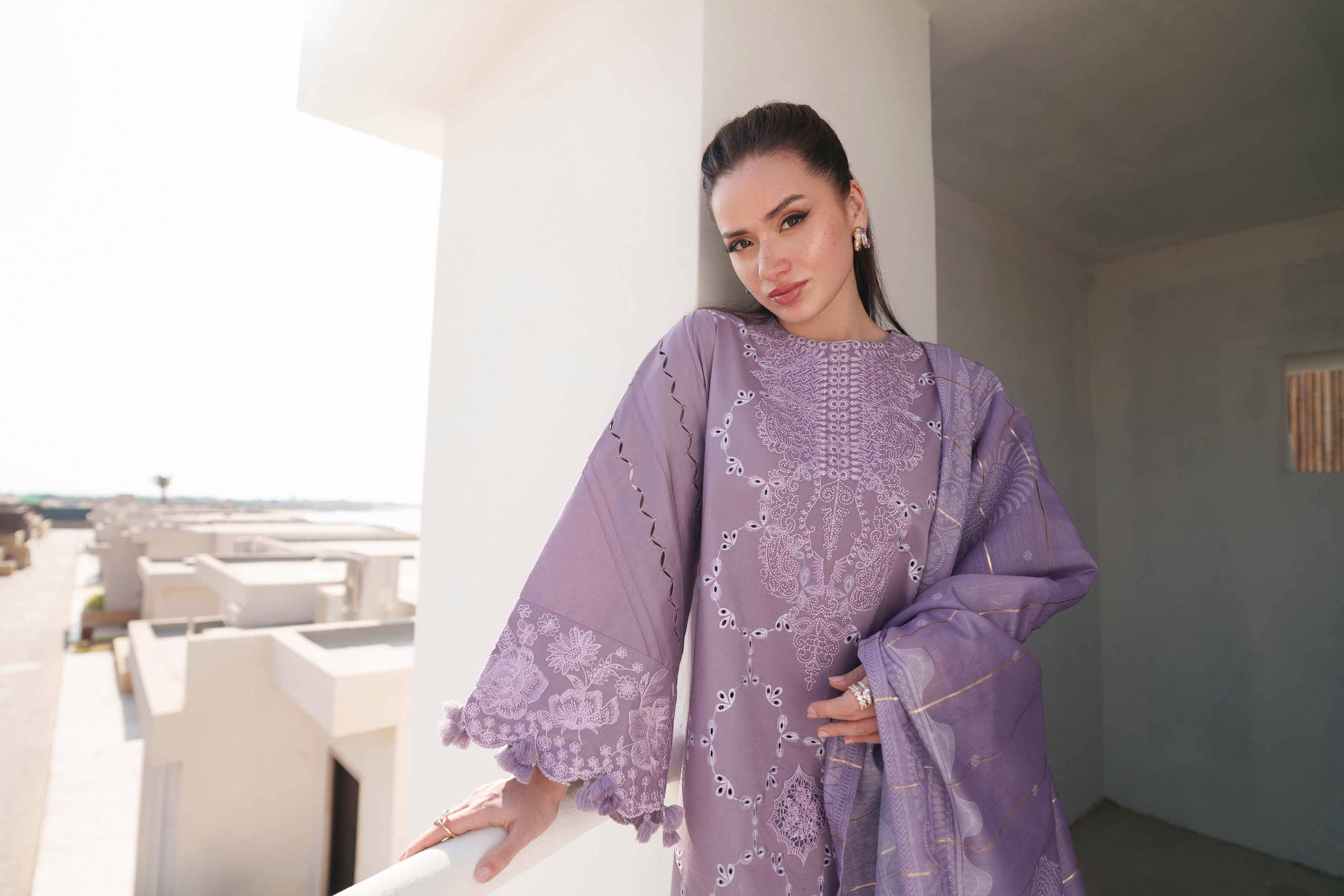 3 Piece - Embroidered Suit - 42601305