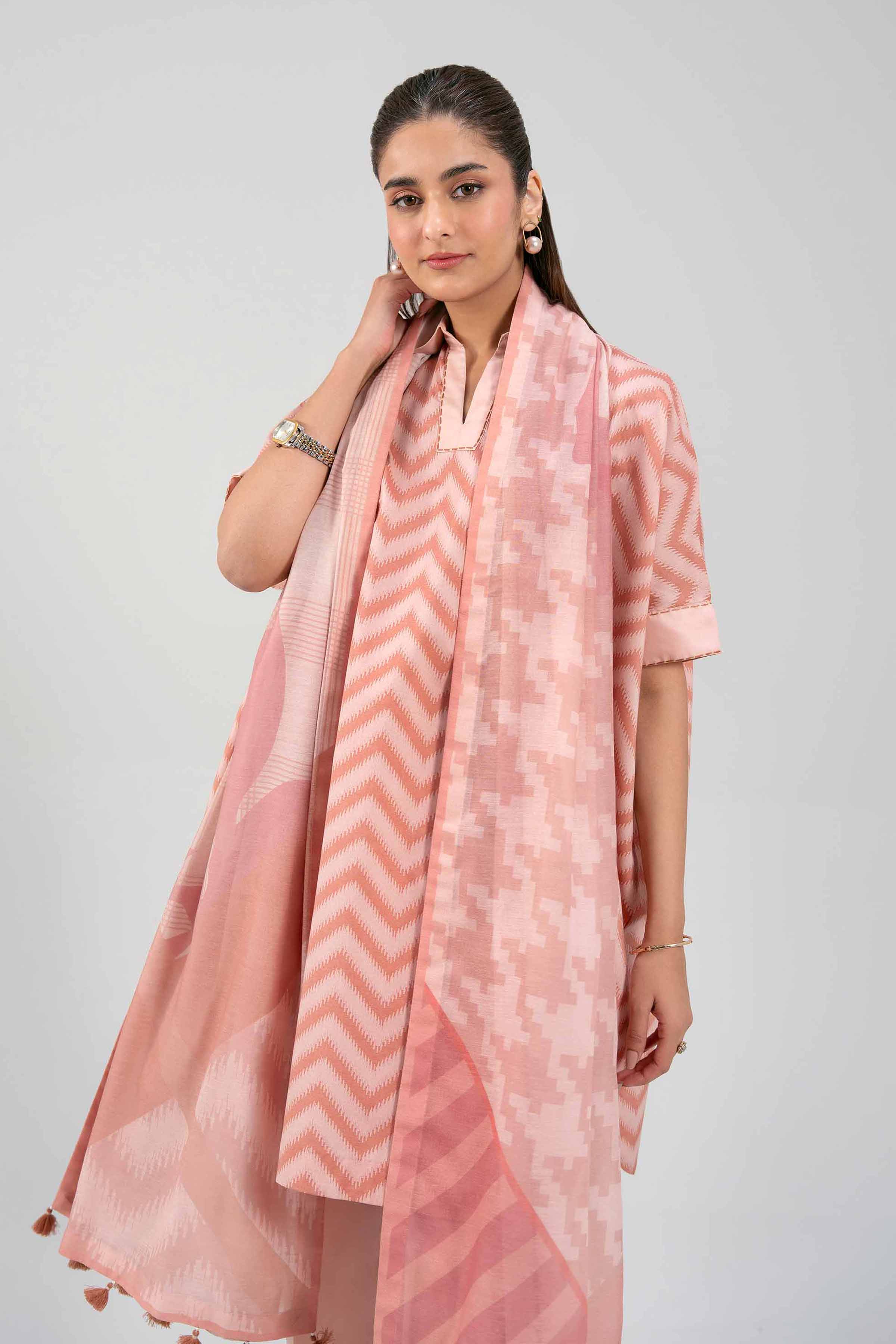 3 Piece - Printed Suit - 42601372 NishatUAE   3PC Printed Unstitched