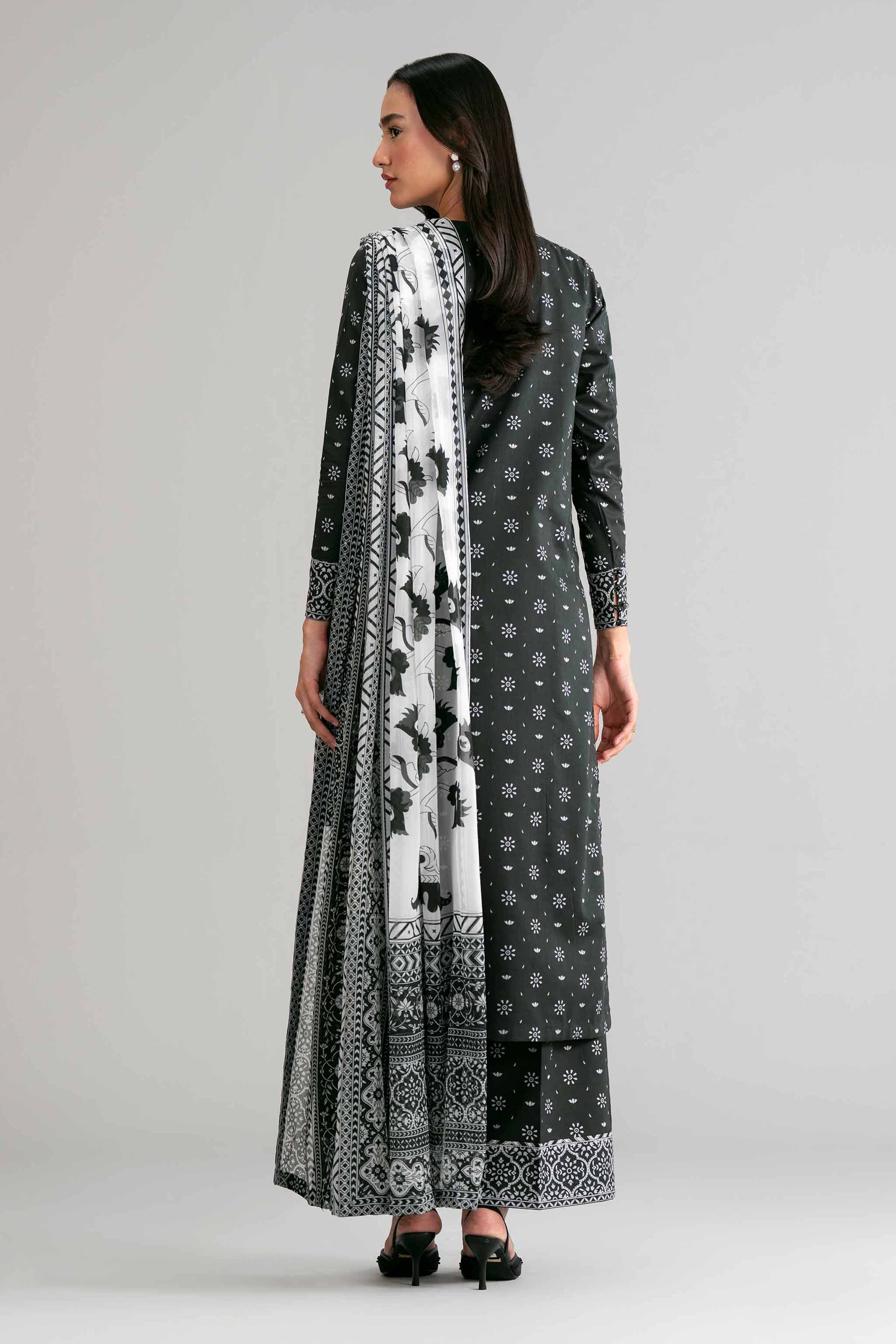 3 Piece - Digital Printed Embroidered Suit - 42601568 Black Lawn 3PC Embroidered Summer