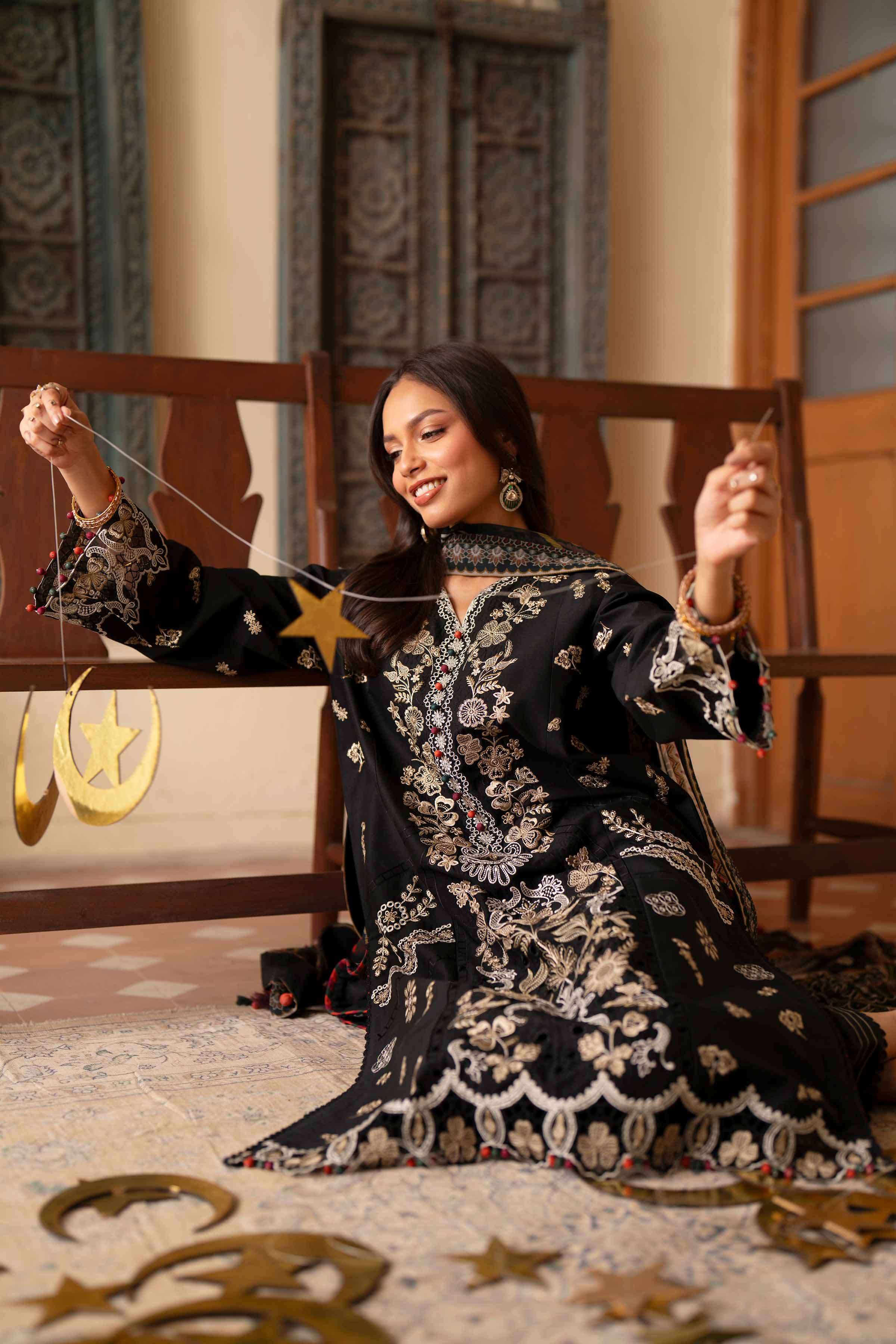 3 Piece - Digital Printed Embroidered Suit - 42601698 Black Lawn 3PC Embroidered