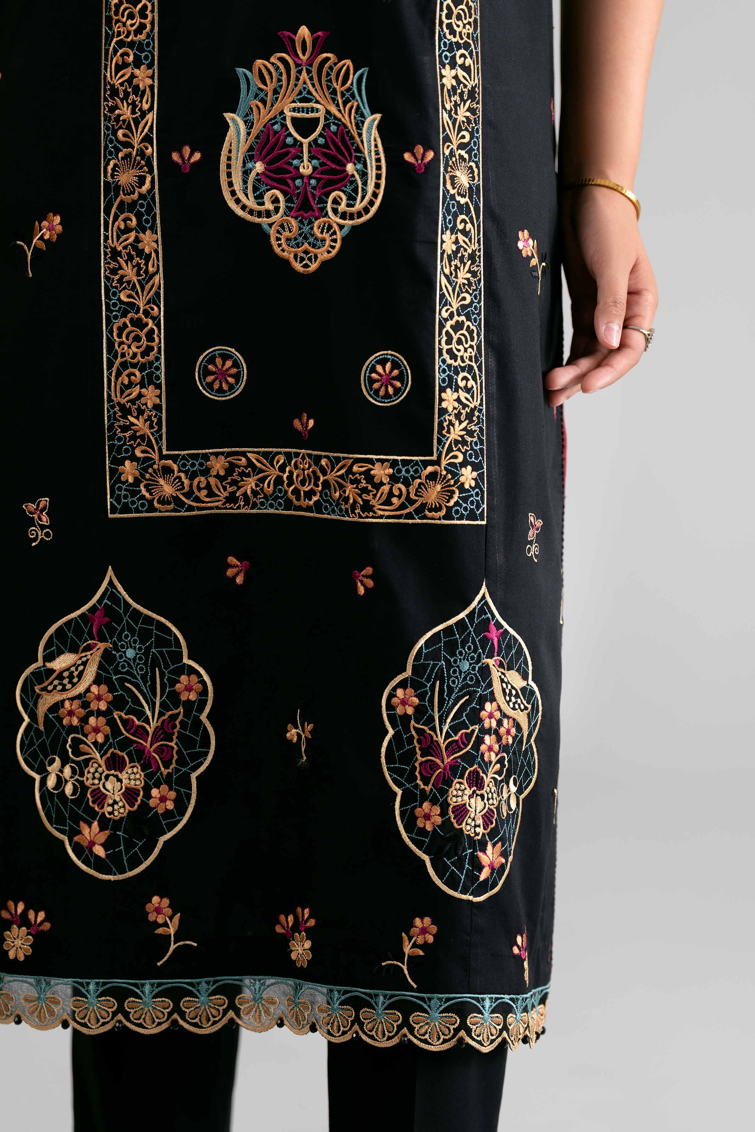 3 Piece - Digital Printed Embroidered Suit - 42601712  Lawn 3PC Embroidered