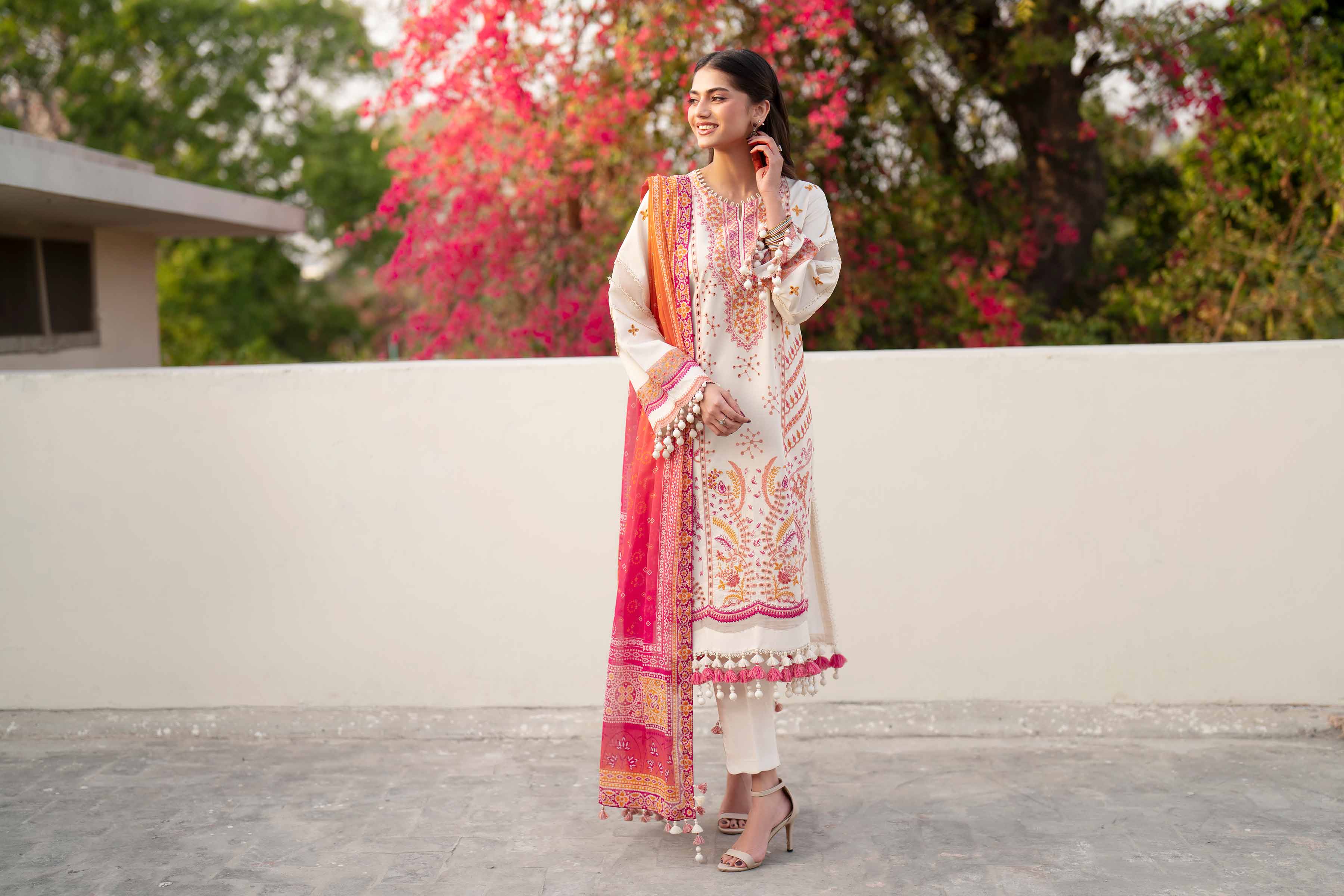 3 Piece - Digital Printed Embroidered Suit - 42601738 Beige Lawn 3PC Embroidered