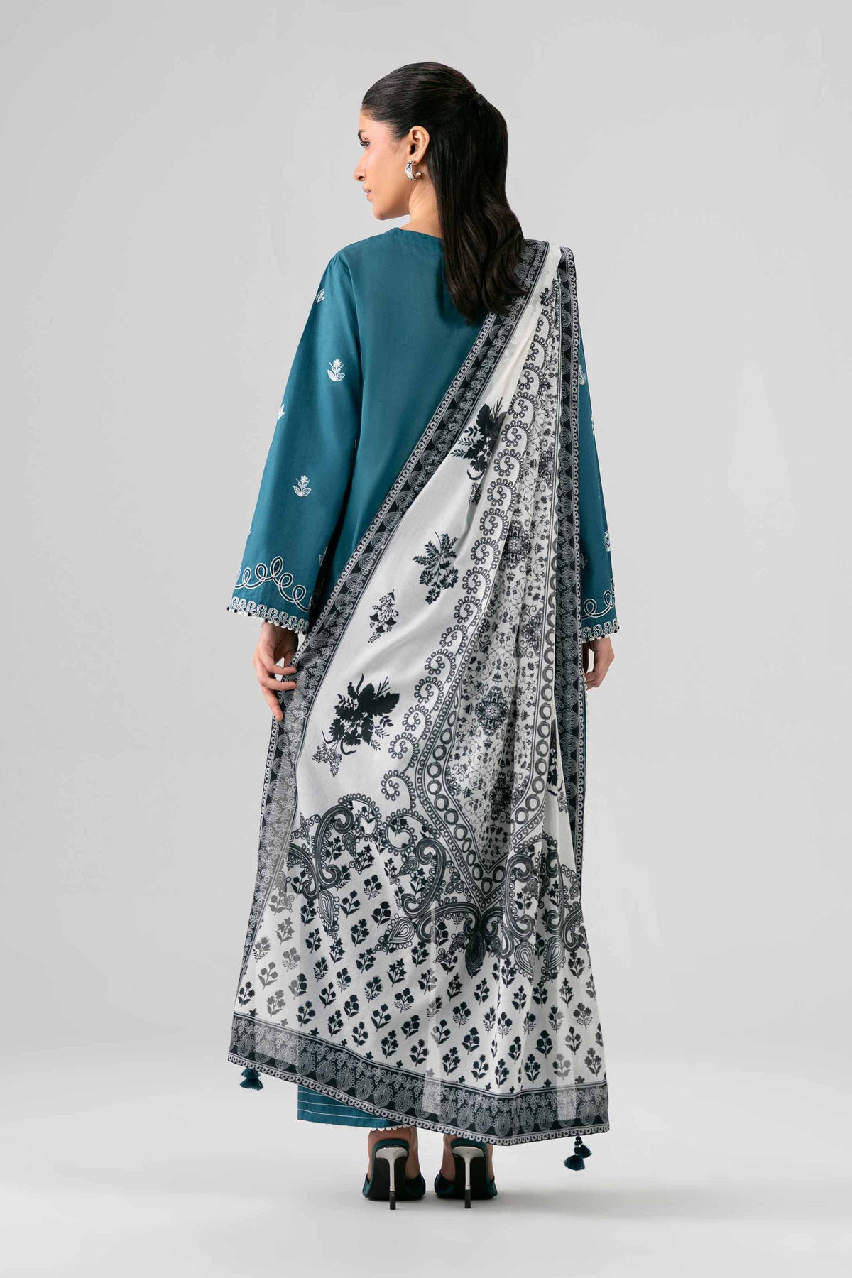 NISHAT UAE 3Pc Embroidered Unstitched Women Green Dobby Suit