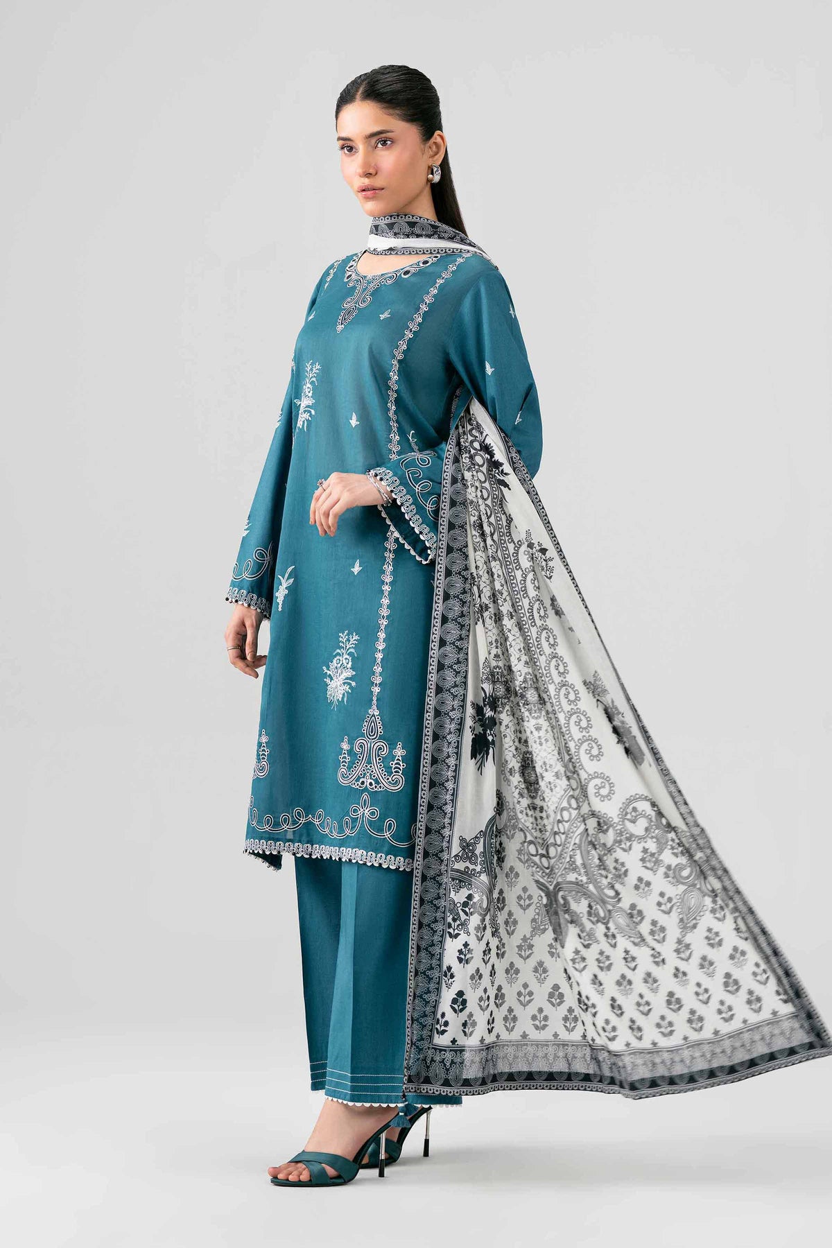 NISHAT UAE 3Pc Embroidered Unstitched Women Green Dobby Suit