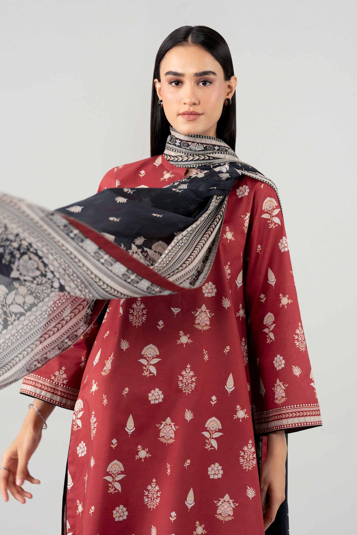 NISHAT UAE 3Pc Printed Unstitched Women Maroon Lawn Suit