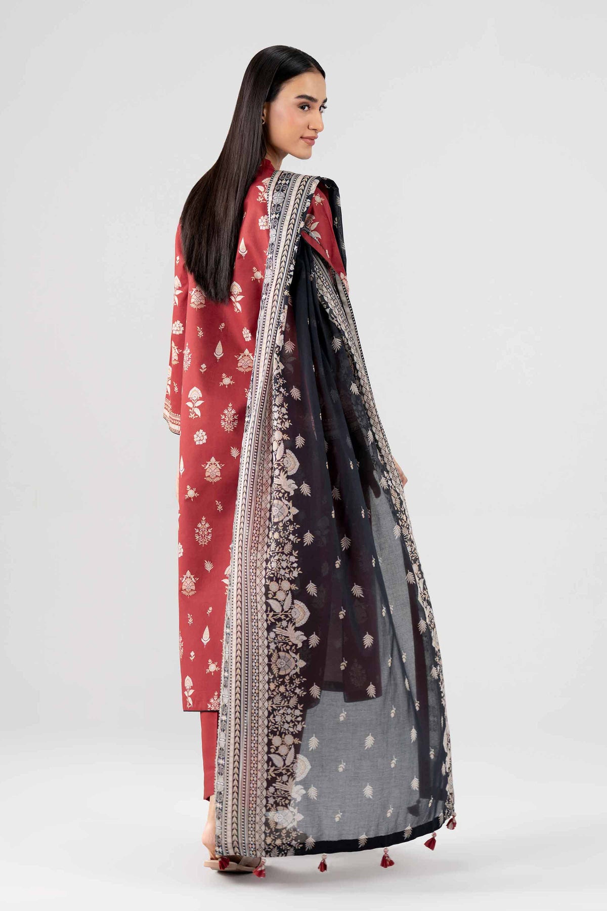 NISHAT UAE 3Pc Printed Unstitched Women Maroon Lawn Suit