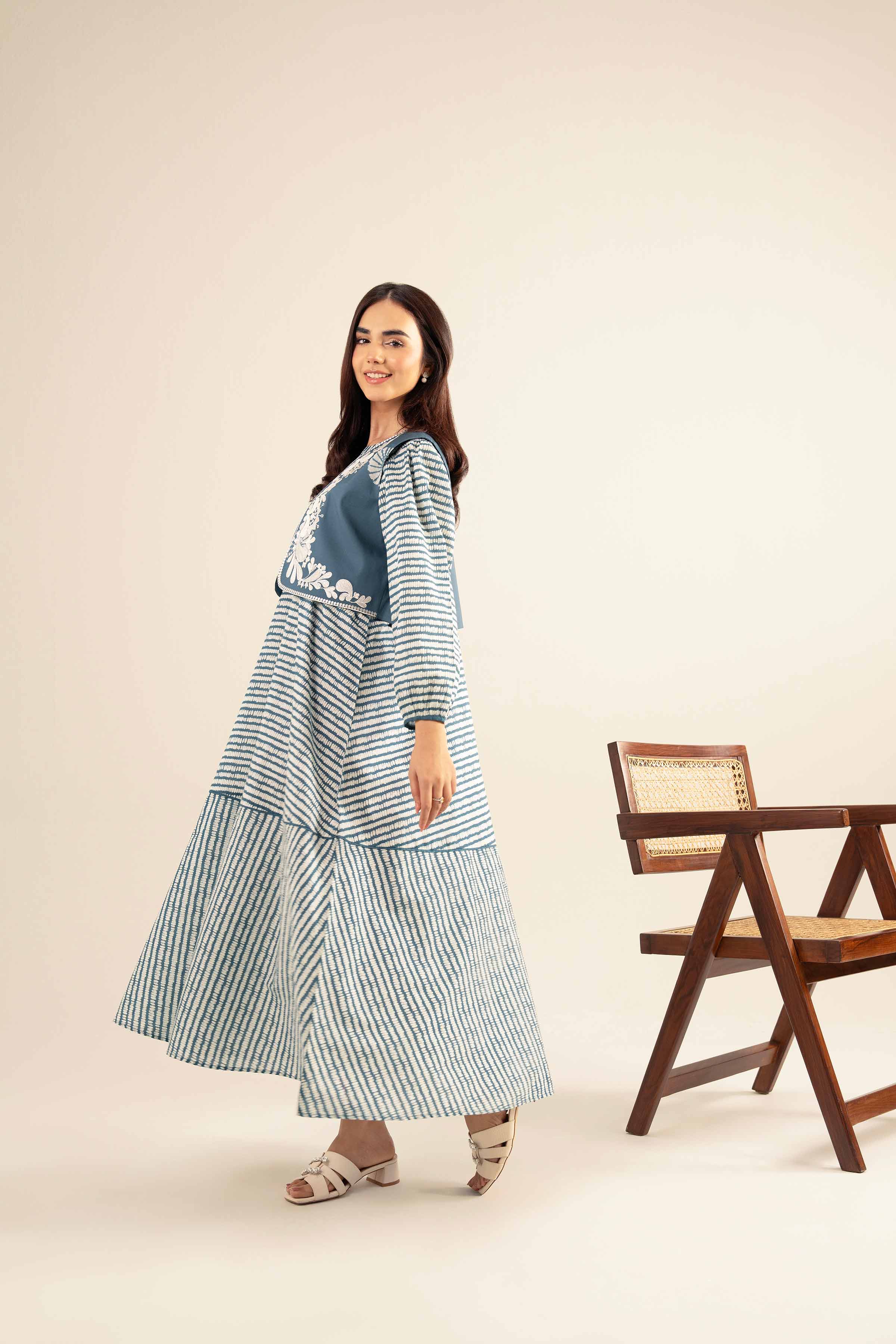 2 Piece - Embroidered Suit - AS25-59