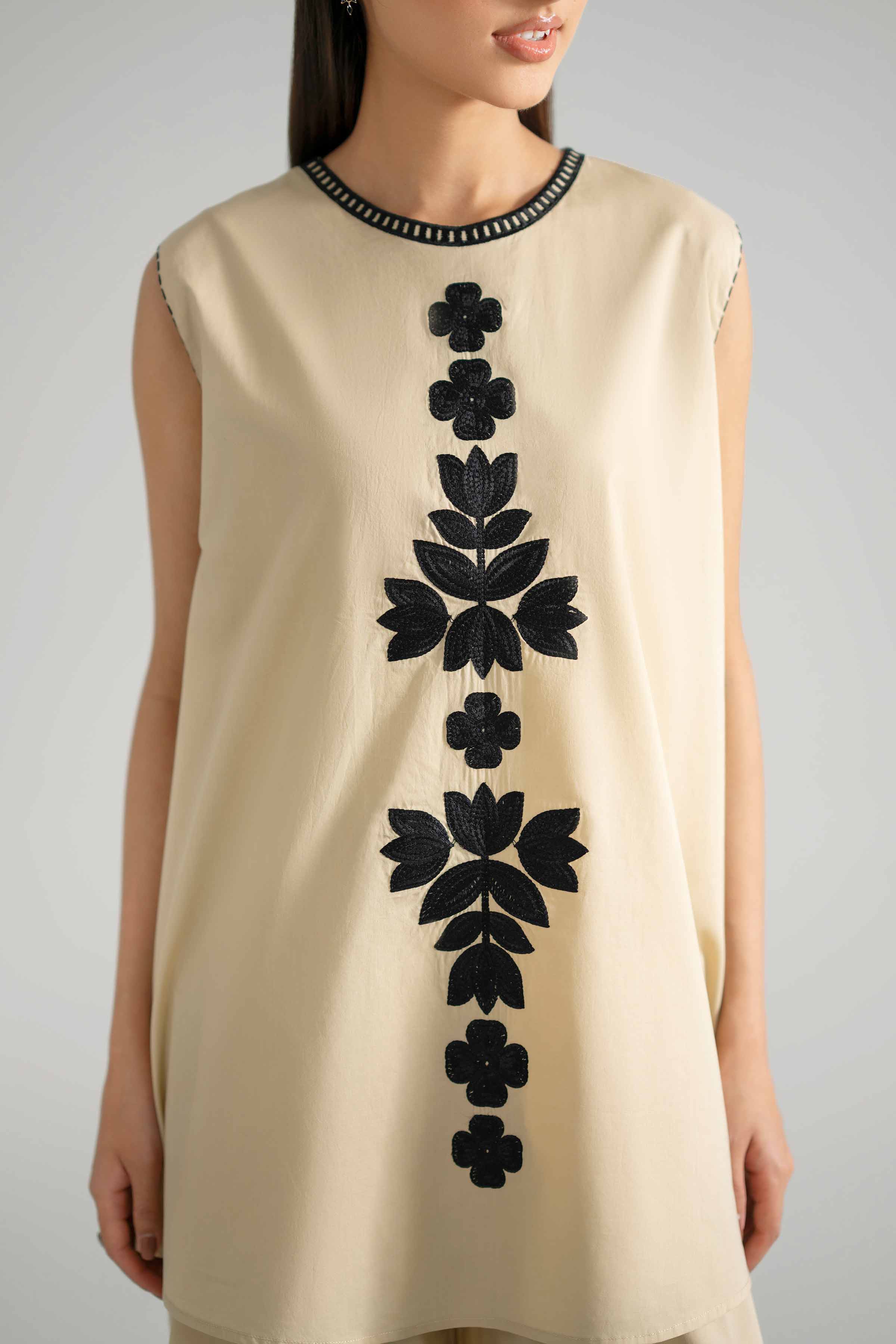 2 Piece - Embroidered Suit - AS26-84