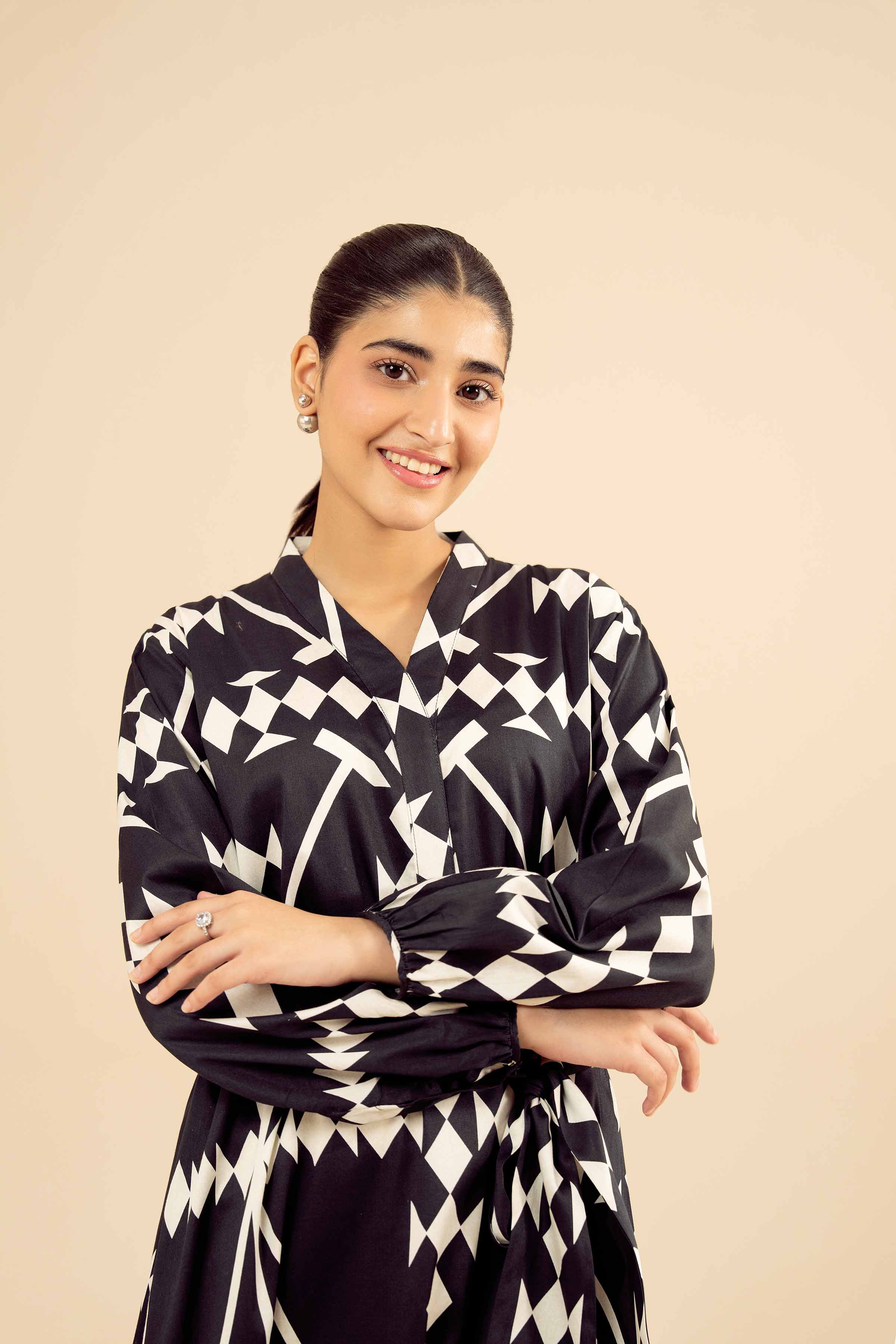 NISHATUAE - Black Printed Satin Ready to wear Dress