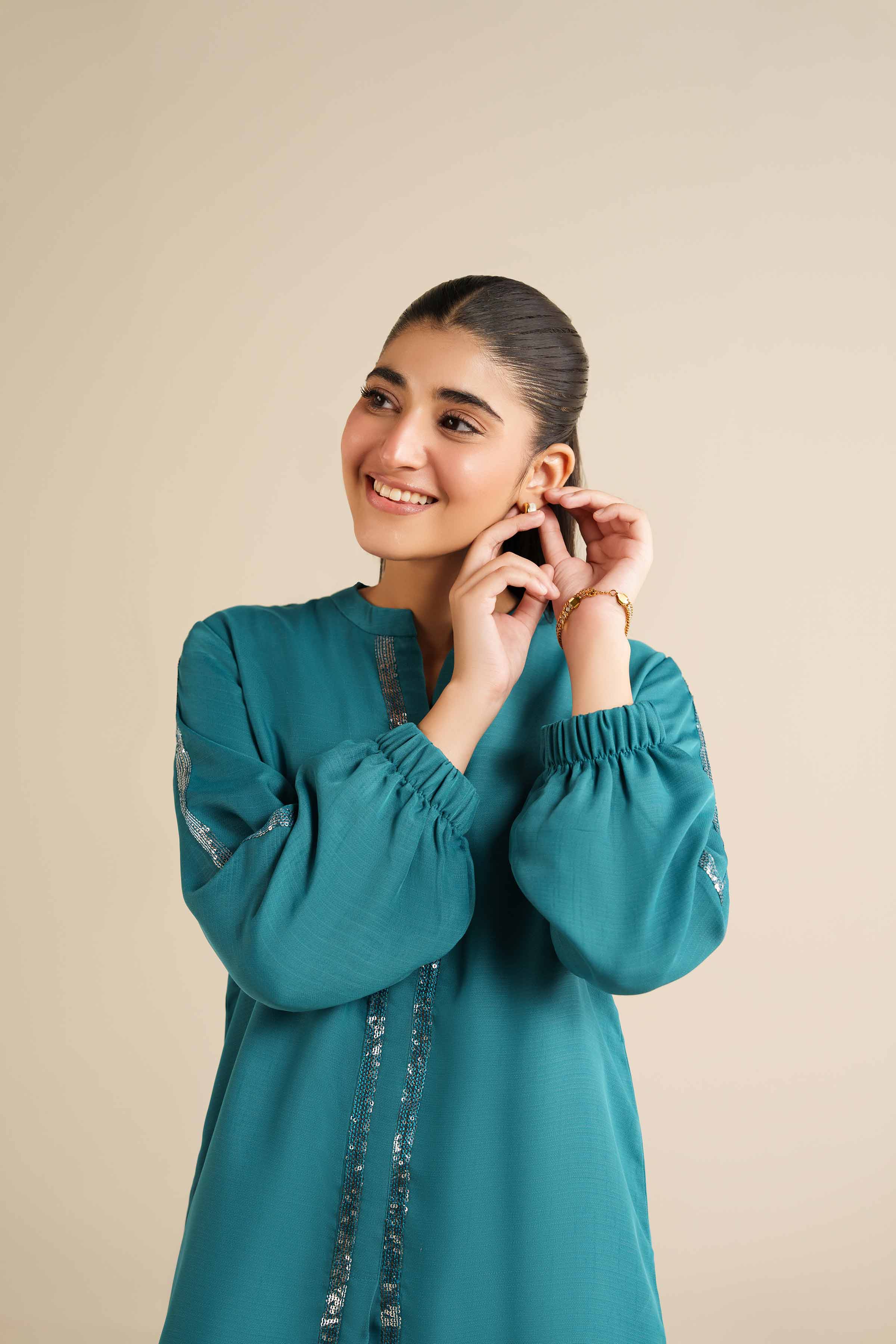 NISHATUAE - Green Embroidered Grip 2-piece Ready to wear Dress