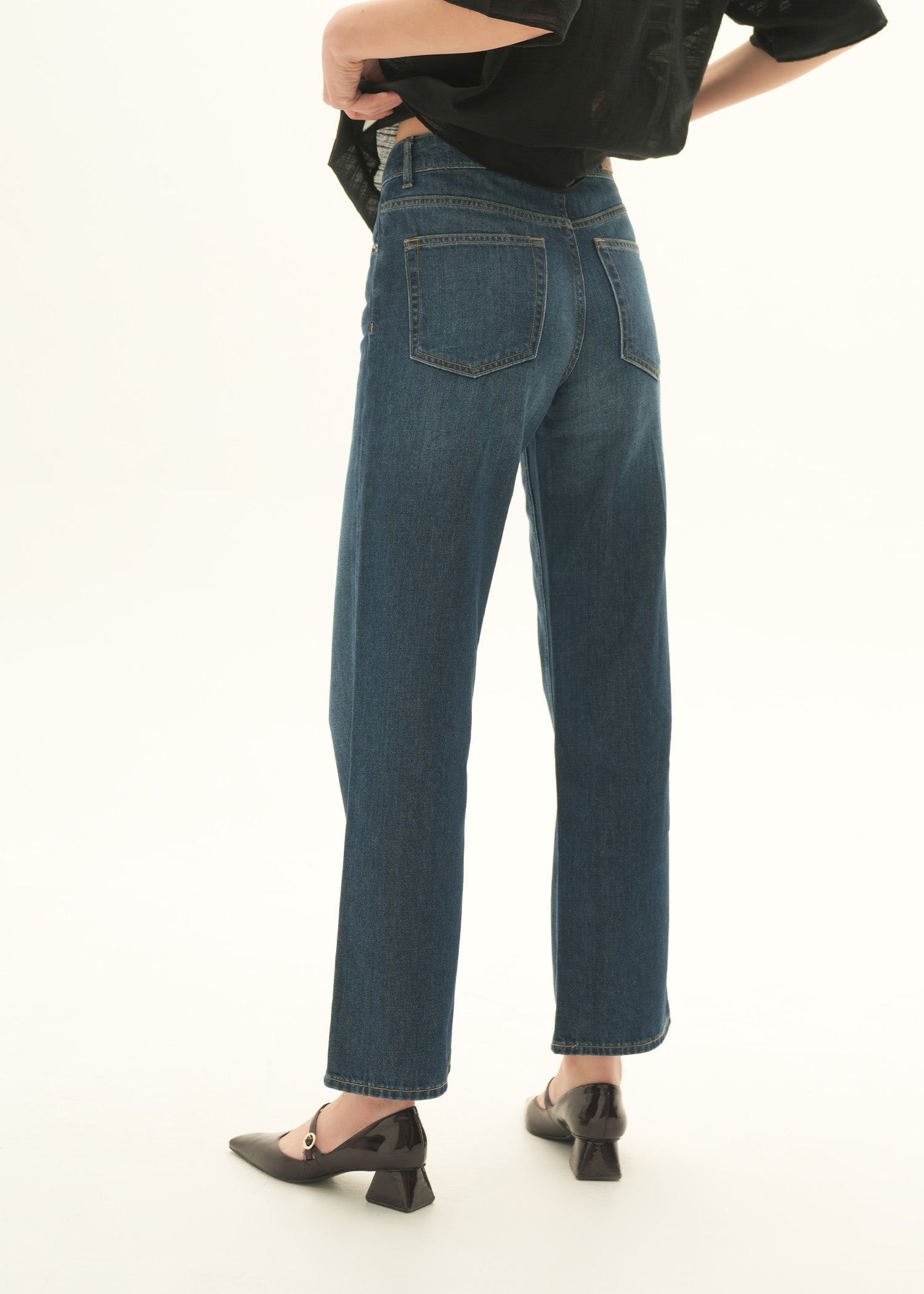 Straight Fit Jeans - KOA