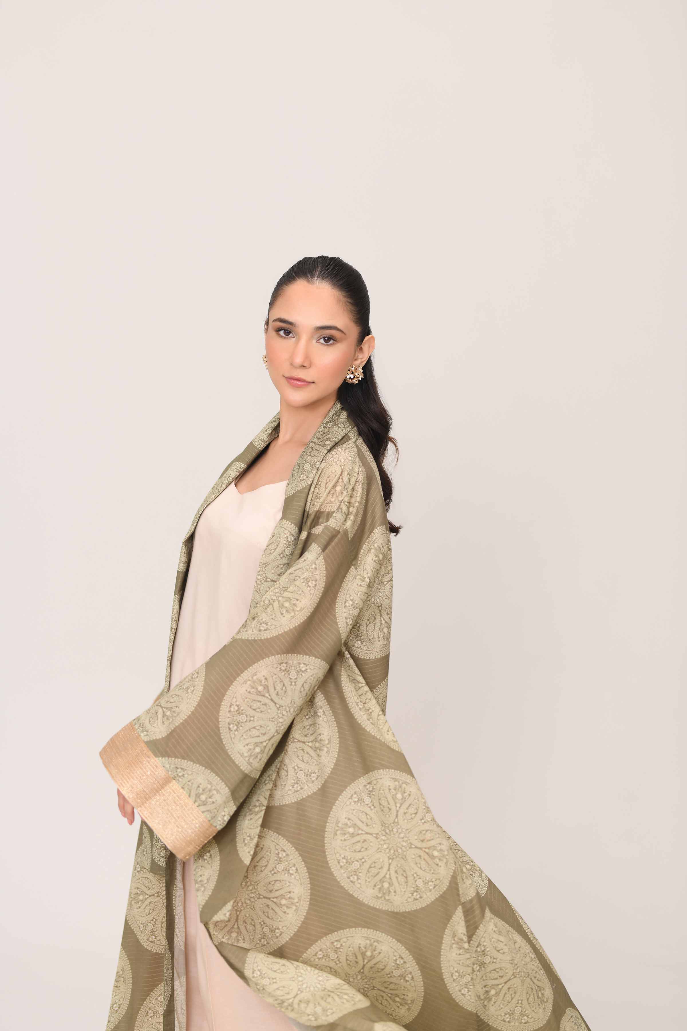 Basic Gown - FE25-03