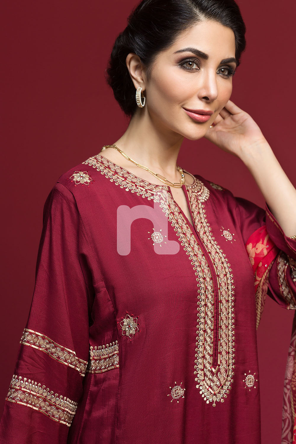 Nishat Linen UAE - KF-484 Maroon Embroidered Formal Katan Silk Shirt with Printed Chiffon Dupatta