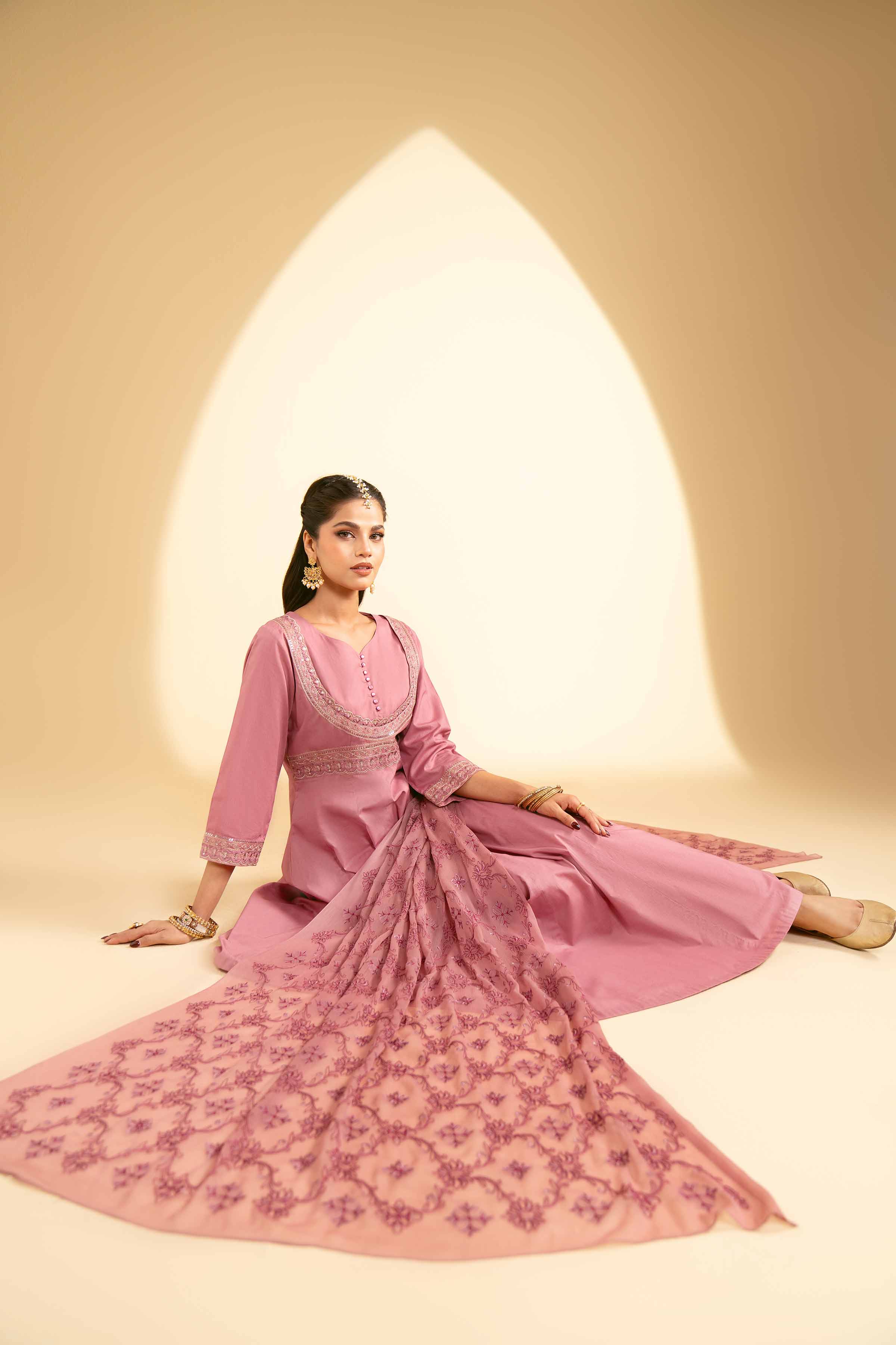 2 Piece - Embroidered Suit - KFE25-18