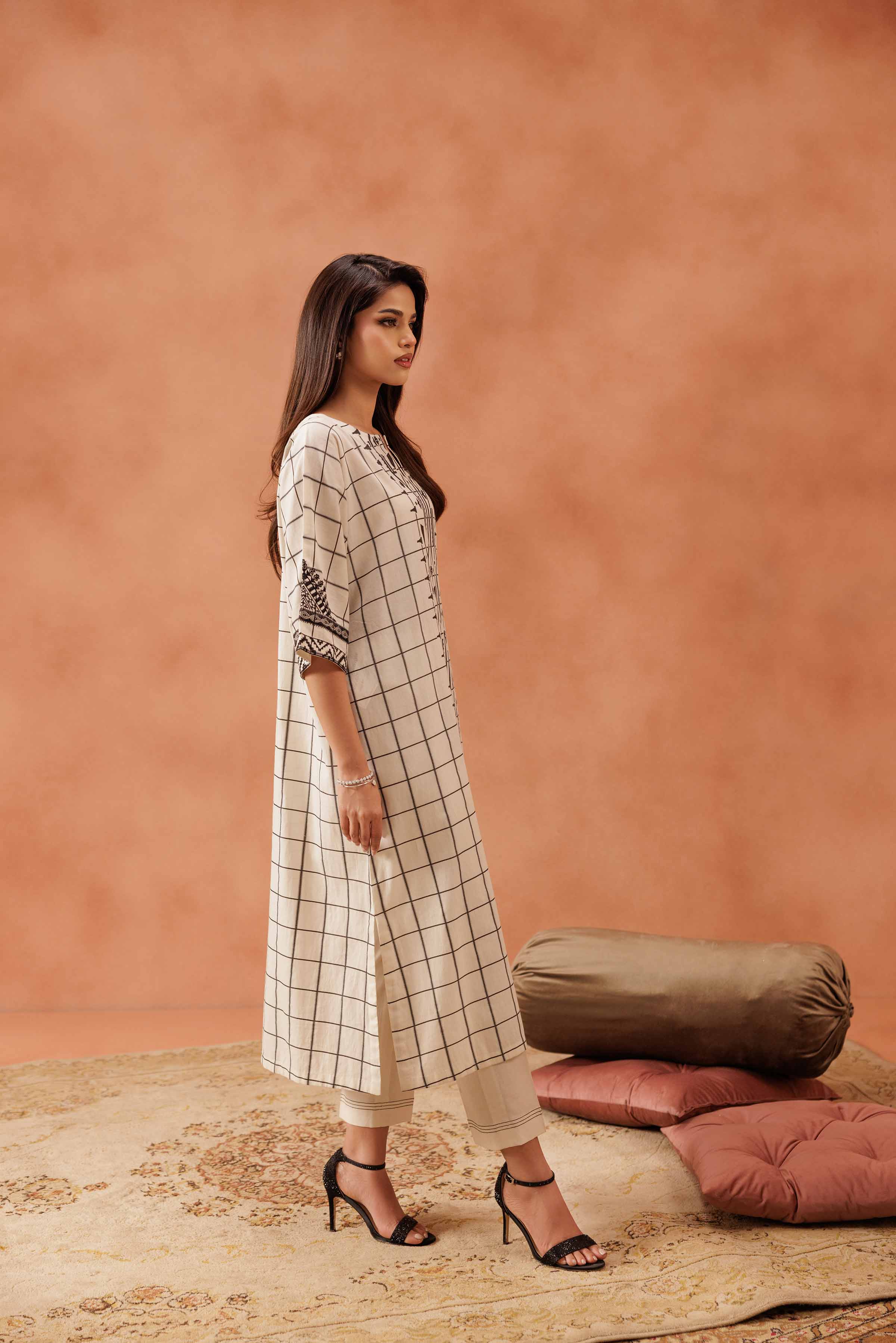 2 Piece - Printed Embroidered Suit - KFE25-92