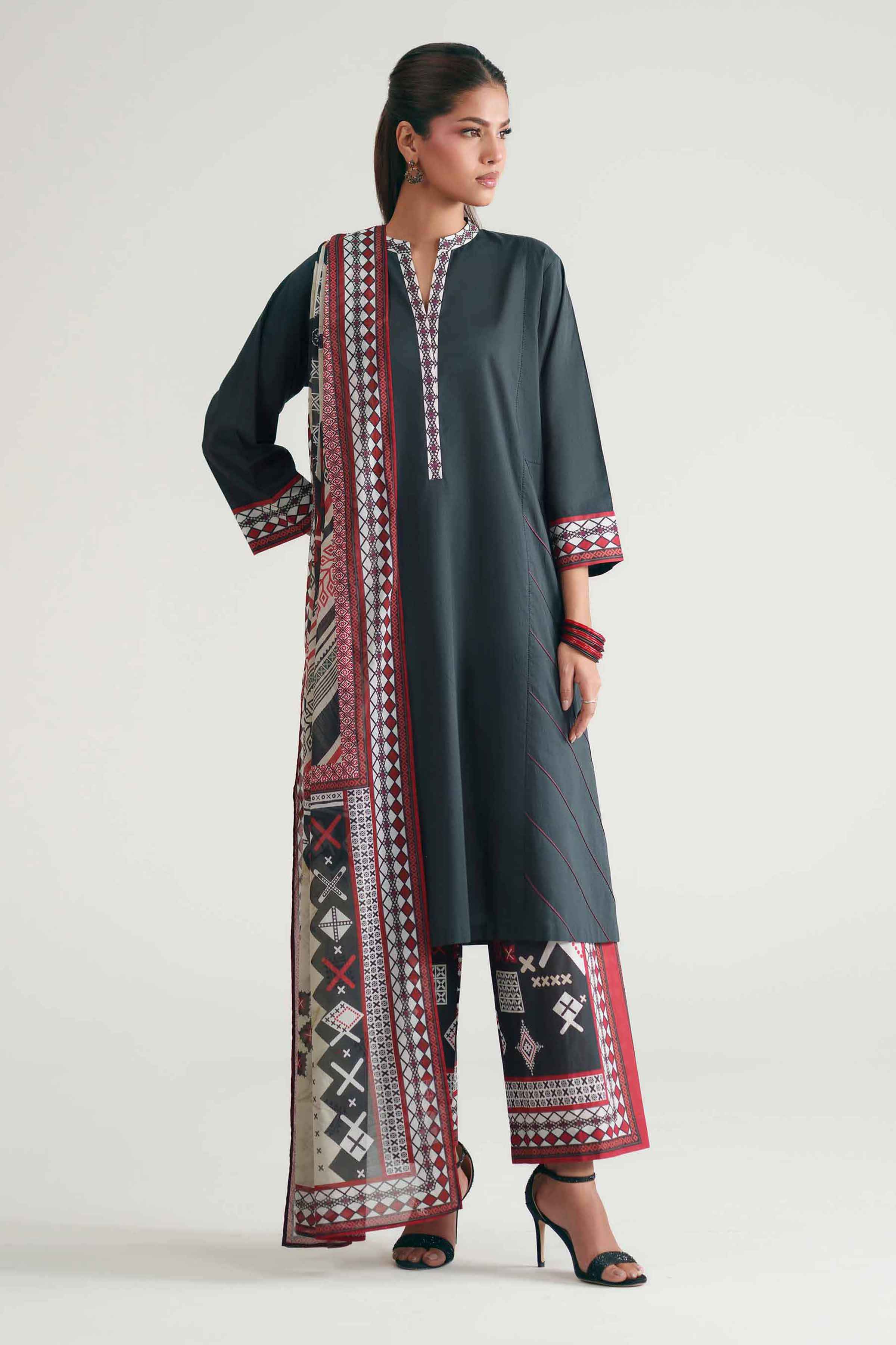 3 Piece - Printed Suit - KFE26-208 Black Cambric 3PC Printed READY TO WEAR