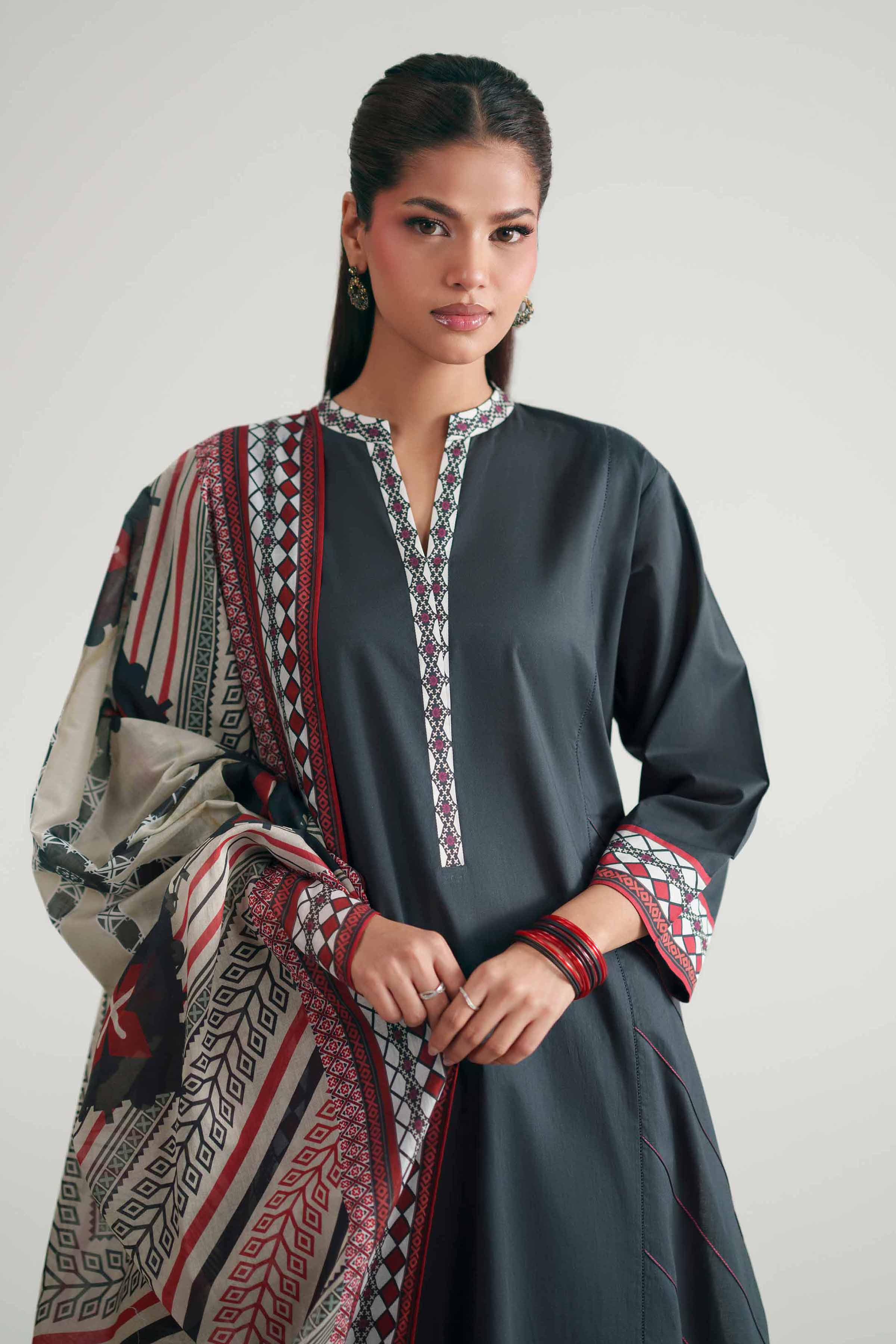 3 Piece - Printed Suit - KFE26-208 Black Cambric 3PC Printed READY TO WEAR