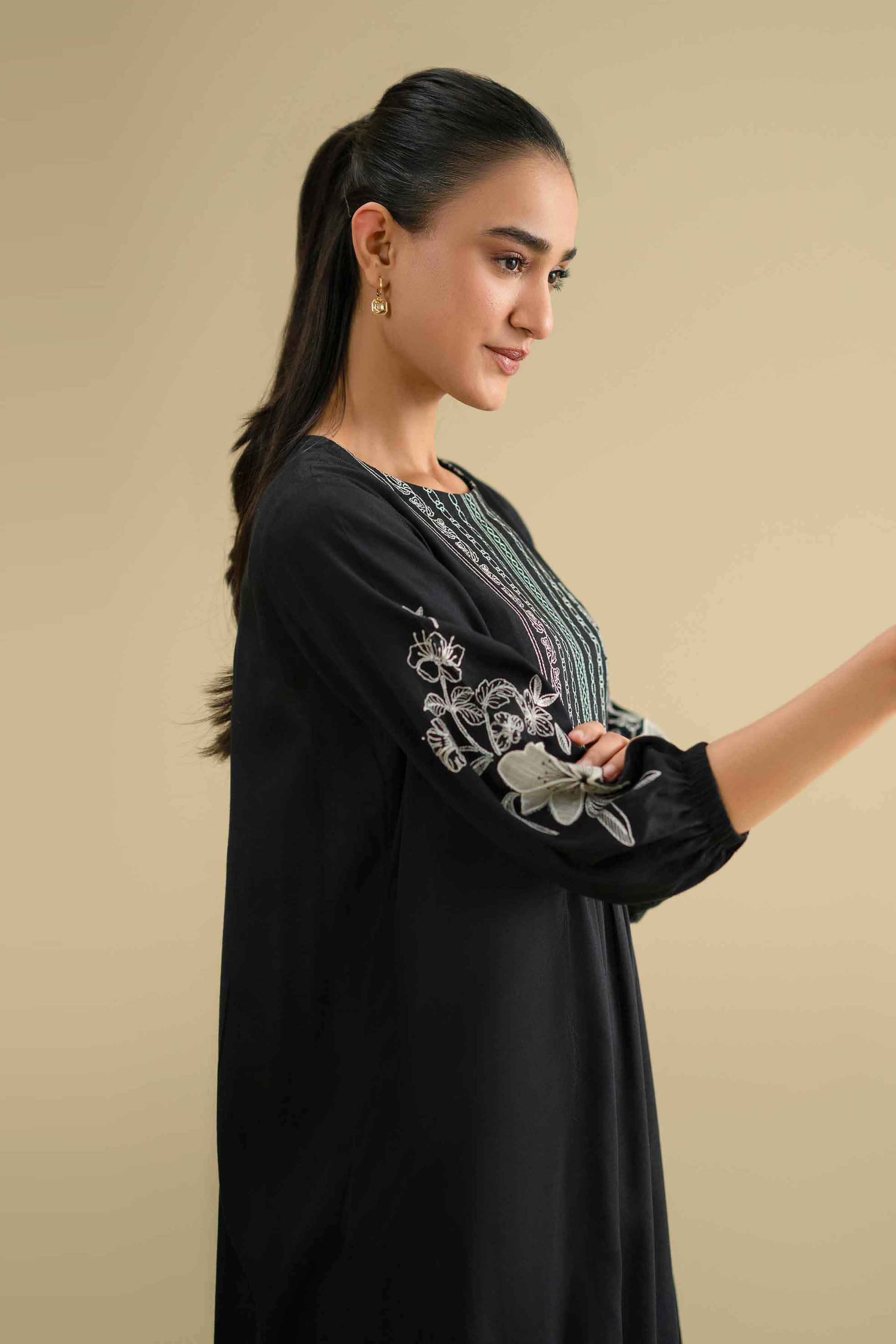 2 Piece - Embroidered Suit - KFE26-41