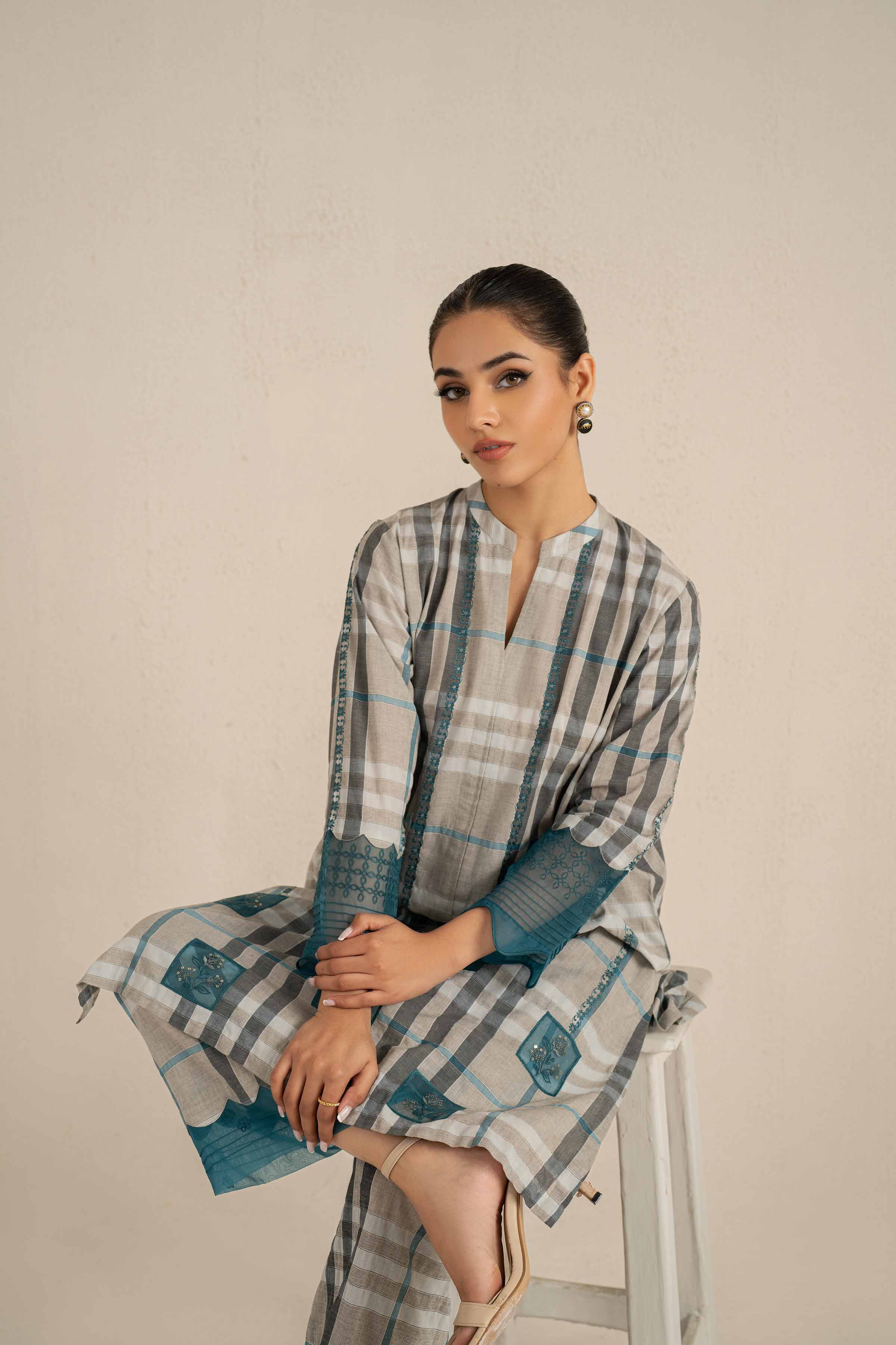 2 Piece - Printed Embroidered Suit - KFS25-23