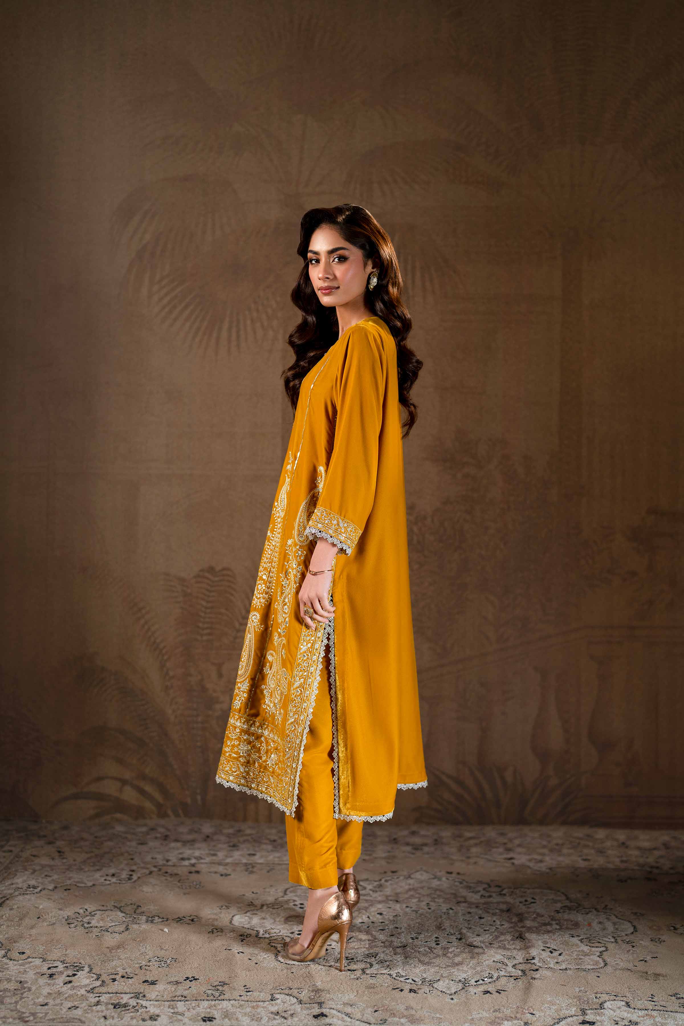 2 Piece - Embroidered Suit - KFW24-22