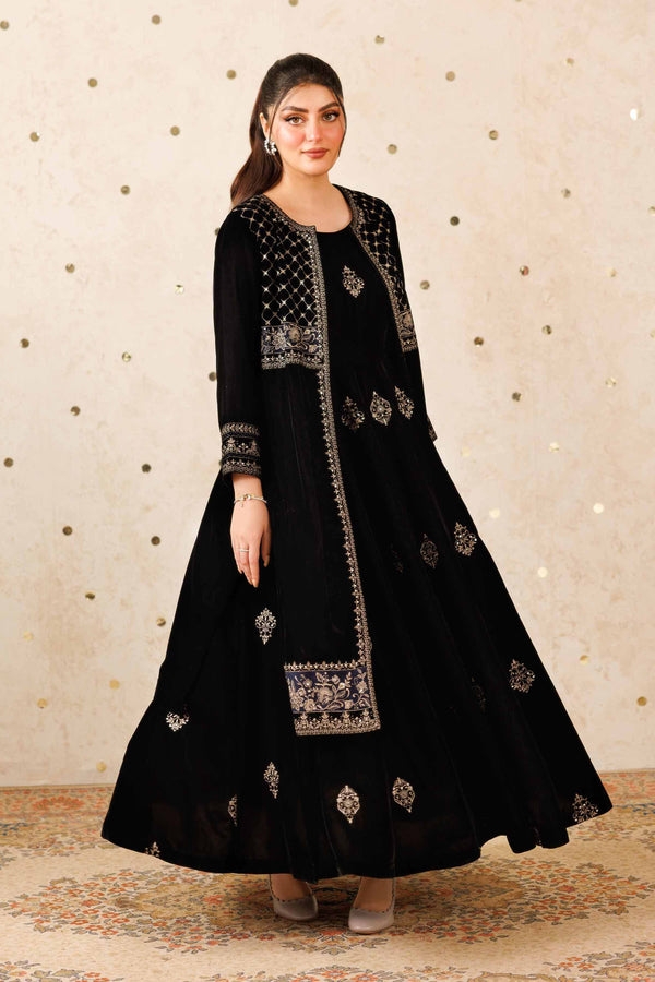 NISHATUAE - Black Embroidered Velvet 2-piece Ready to wear Dress