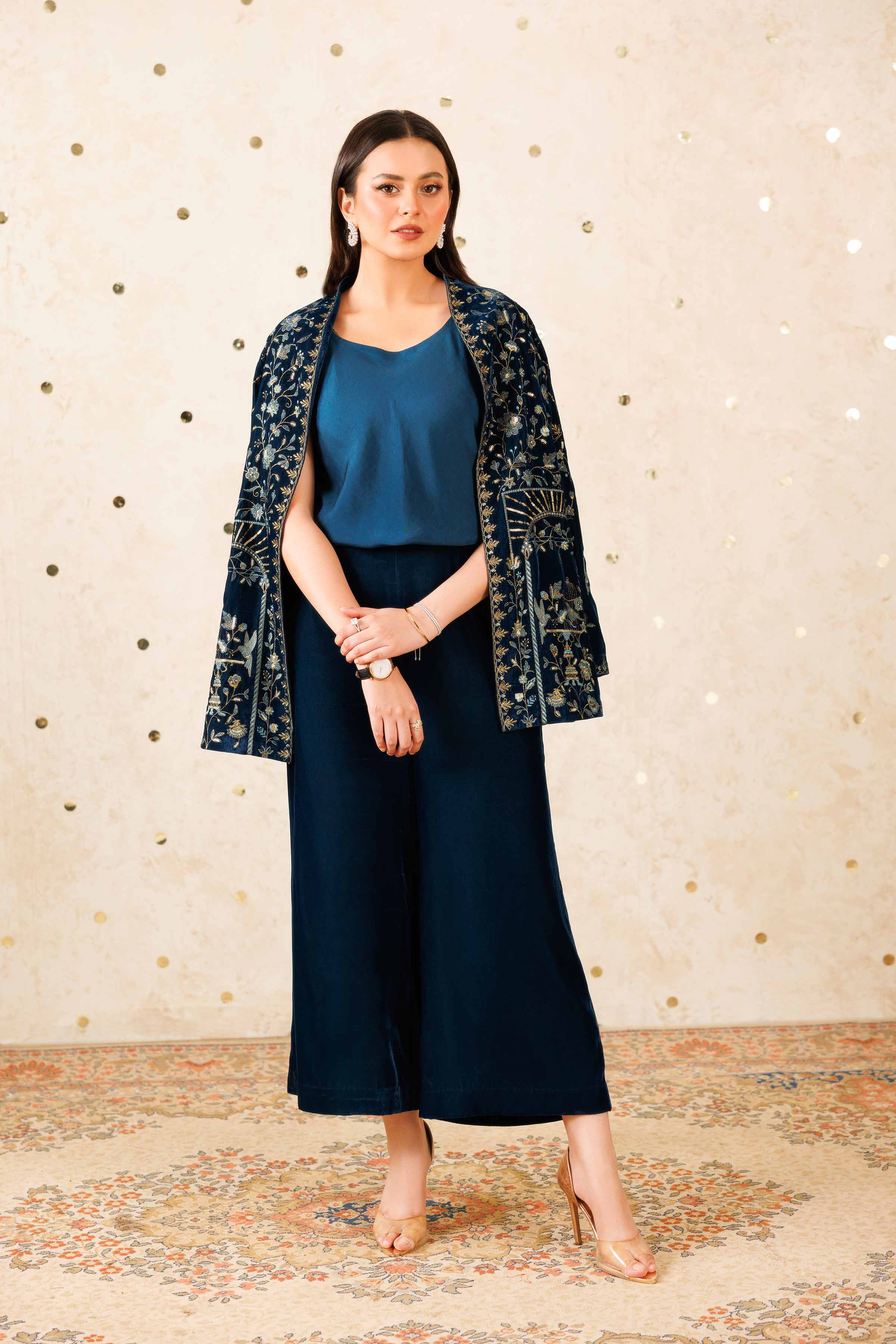 NISHATUAE - Blue Embroidered Velvet 3-piece Ready to wear Suit