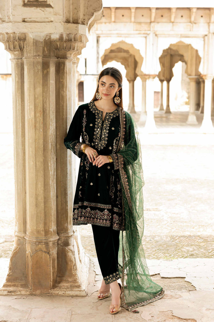 NISHATUAE - Green Embroidered Velvet 3-piece Ready to wear Suit