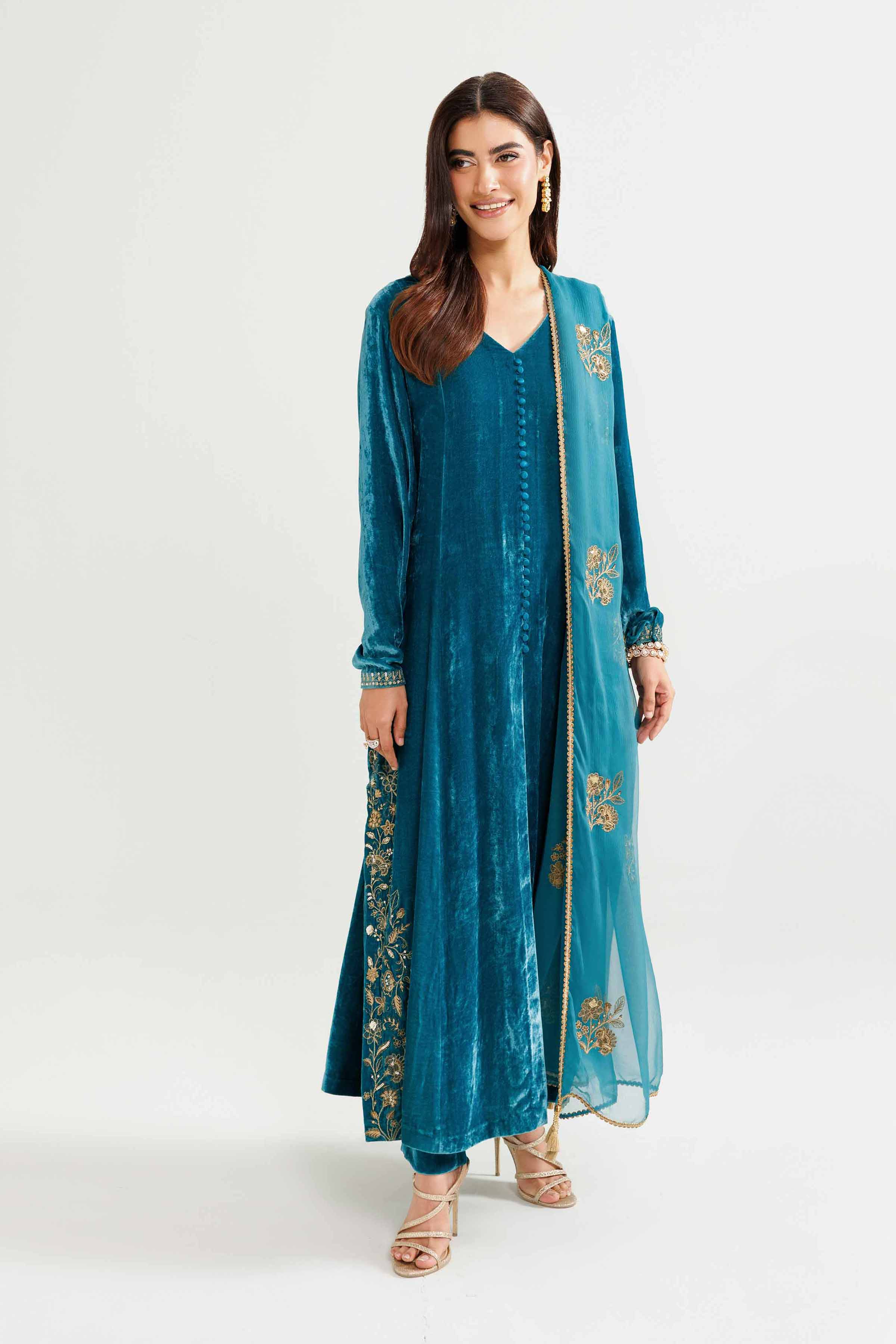 NISHATUAE - Blue Embroidered Velvet 3-piece Ready to wear Suit