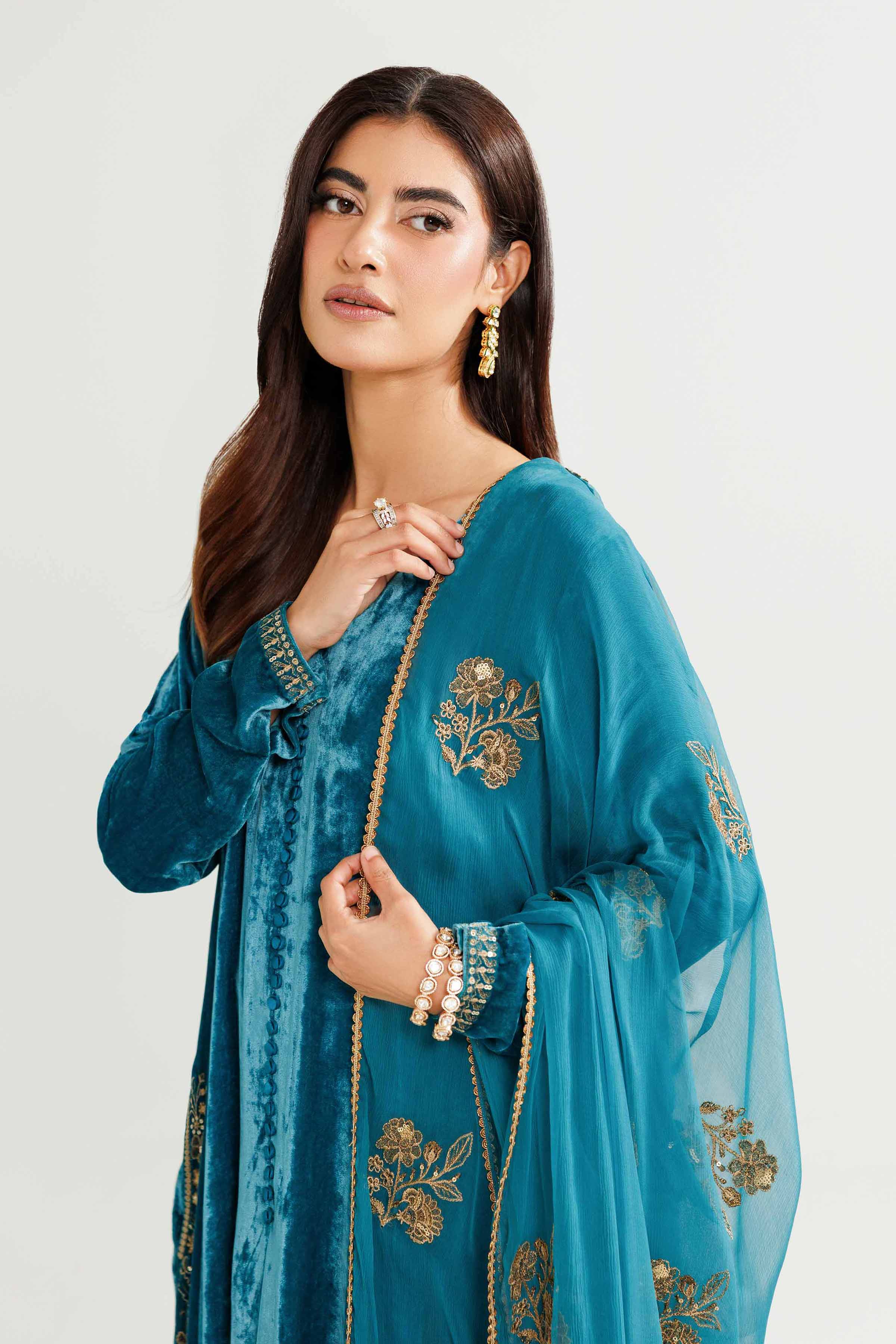 NISHATUAE - Blue Embroidered Velvet 3-piece Ready to wear Suit