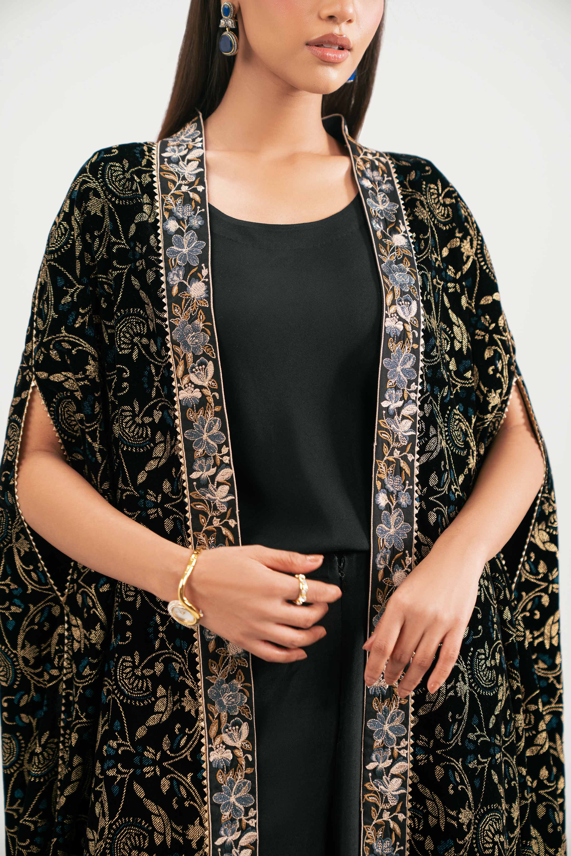 NishatUAE - Black Embroidered Velvet 3-piece Ready To Wear Suit