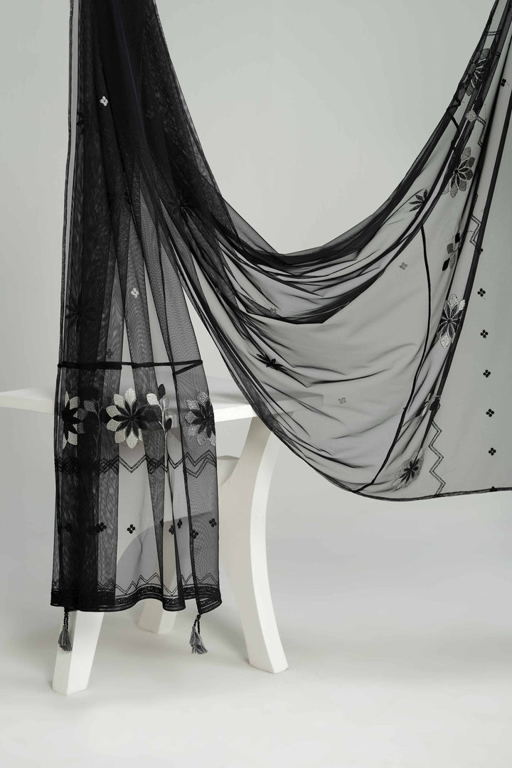 NISHATUAE - Black Embroidered Net dupatta
