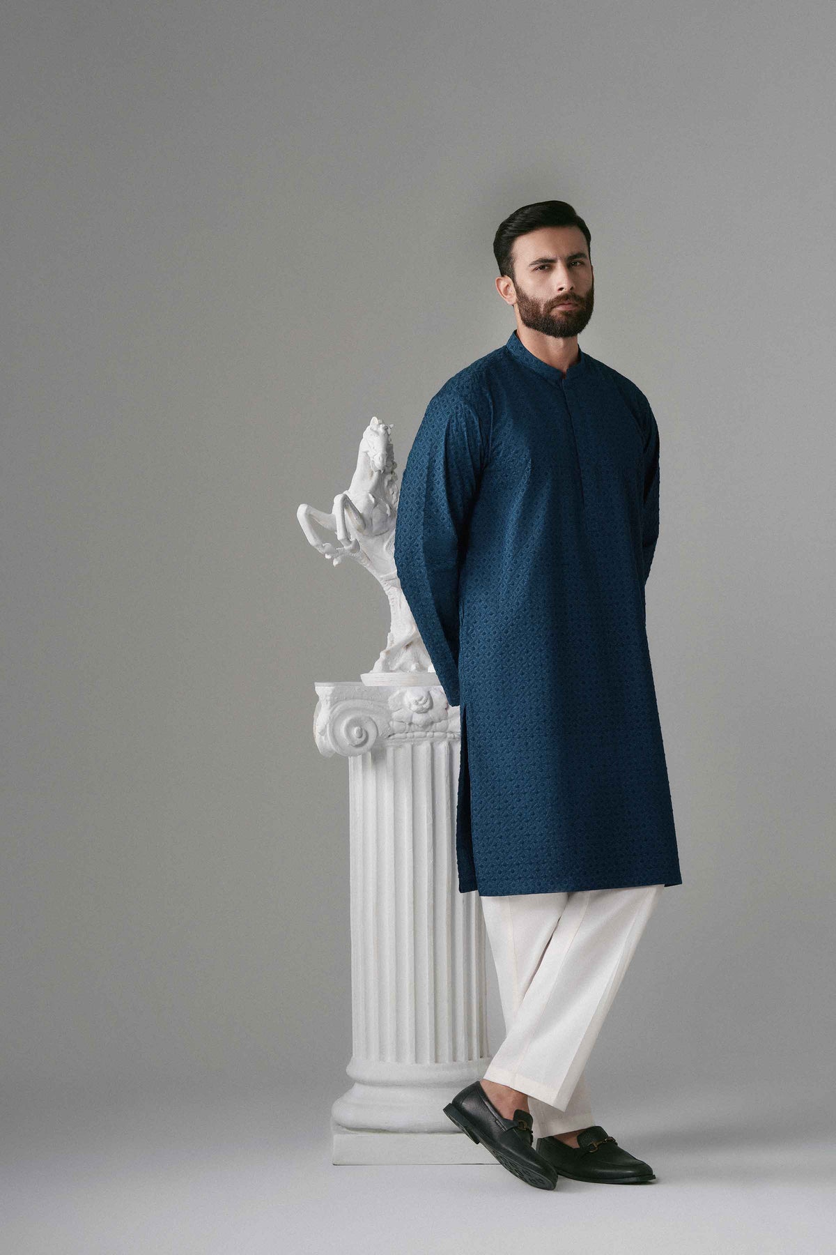 Blue Embroidered Kurta in Cotton ready-to-wear